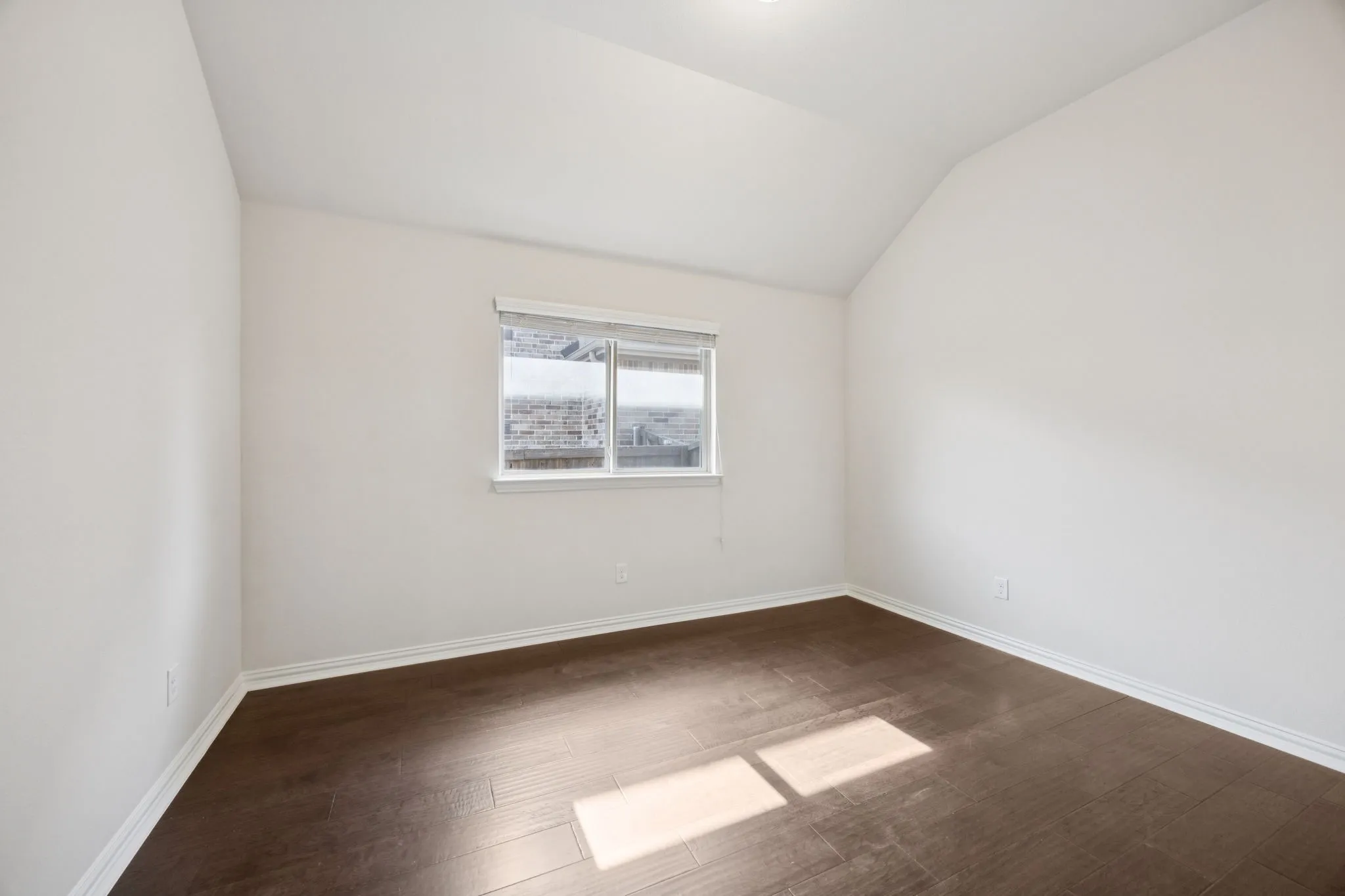 Single Family Residence For Rent in Collin County , 2317 Houston Drive, Melissa, Texas 75454, 3 Bedroom, 2 Bathroom, 2 Garage spaces, 2,013 Sqft, built in 2017, mls#21334209, Real Estate Agent in Melissa, Homes For Rent in Collin county, Homes For Rent in Melissa, Realtor in Melissa Texas, Real Estate Brokerage Independent Realty Texas, Luminita Cordes Realtor