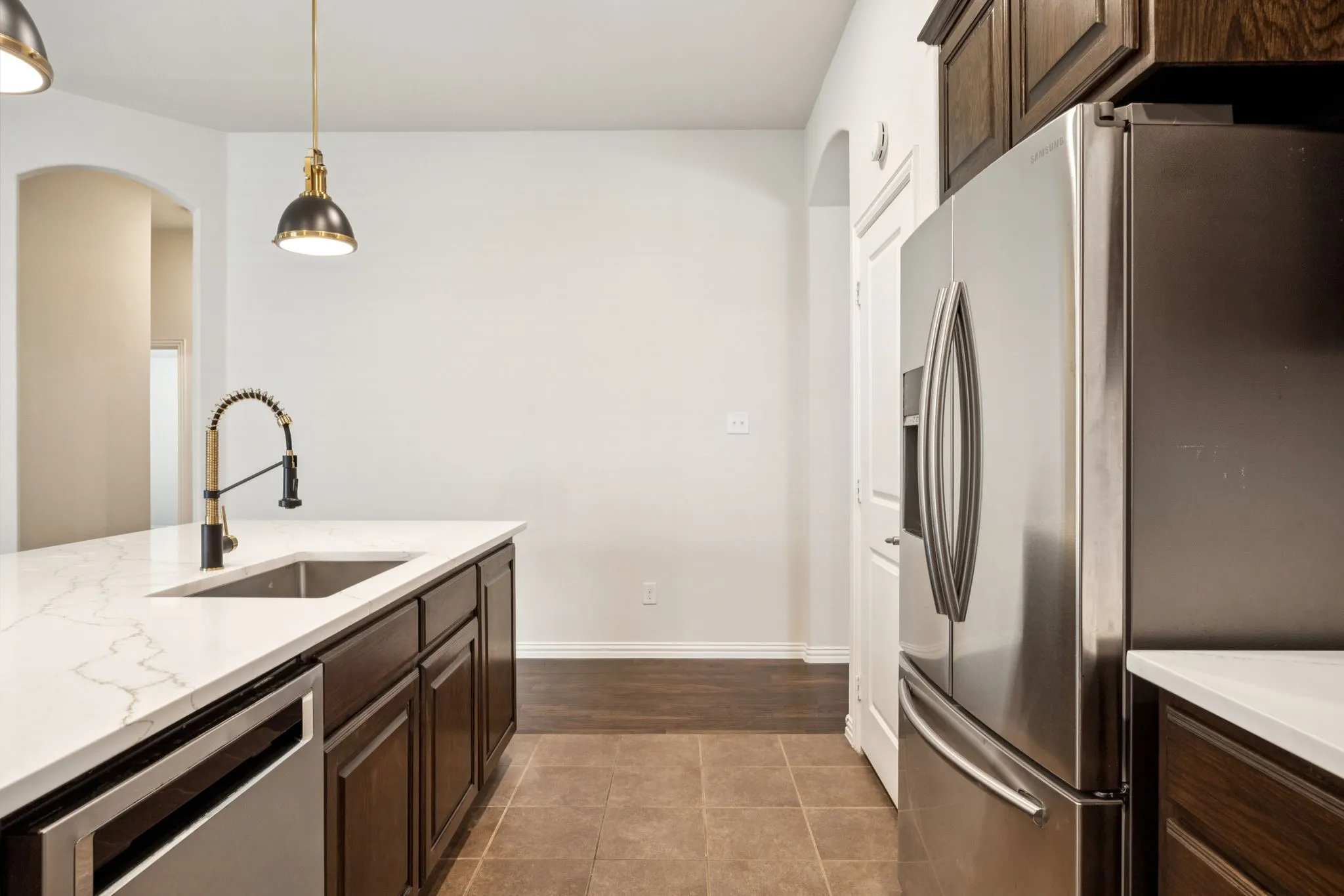 Single Family Residence For Rent in Collin County , 2317 Houston Drive, Melissa, Texas 75454, 3 Bedroom, 2 Bathroom, 2 Garage spaces, 2,013 Sqft, built in 2017, mls#21334209, Real Estate Agent in Melissa, Homes For Rent in Collin county, Homes For Rent in Melissa, Realtor in Melissa Texas, Real Estate Brokerage Independent Realty Texas, Luminita Cordes Realtor