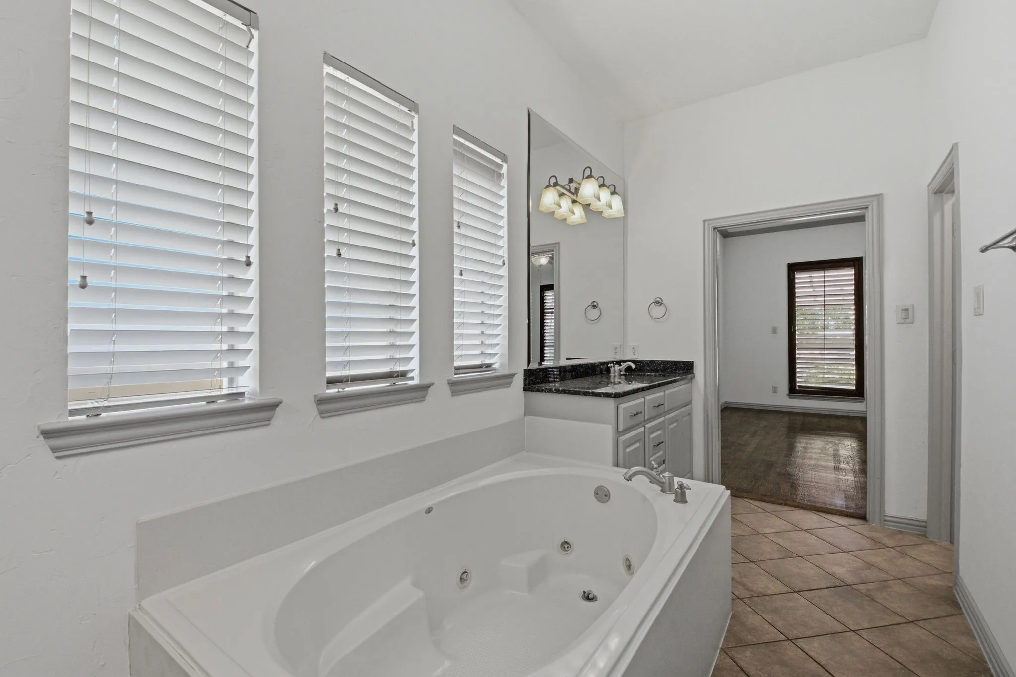 Single Family Residence For Rent in Collin County , 11907 Bamberg Lane, Frisco, Texas 75035, 5 Bedroom, 4 Bathroom, 3 Garage spaces, 4,105 Sqft, built in 2007, mls#21336171, Real Estate Agent in Frisco, Homes For Rent in Collin county, Homes For Rent in Frisco, Realtor in Frisco Texas, Real Estate Brokerage Independent Realty Texas, Luminita Cordes Realtor