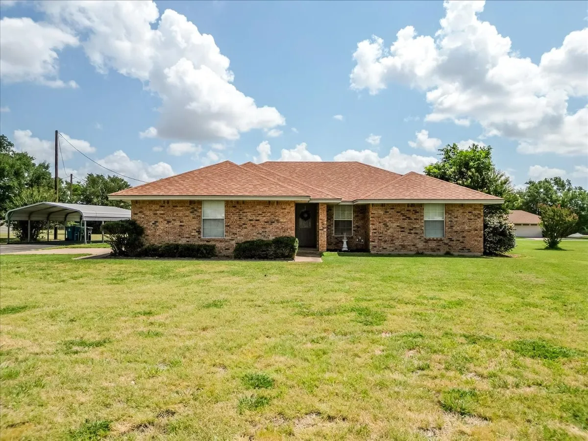 Welcome to 601 Deer Pond, Willow Park TX