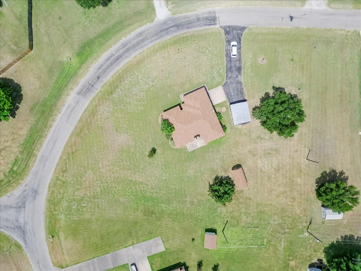 No HOA and plenty of room