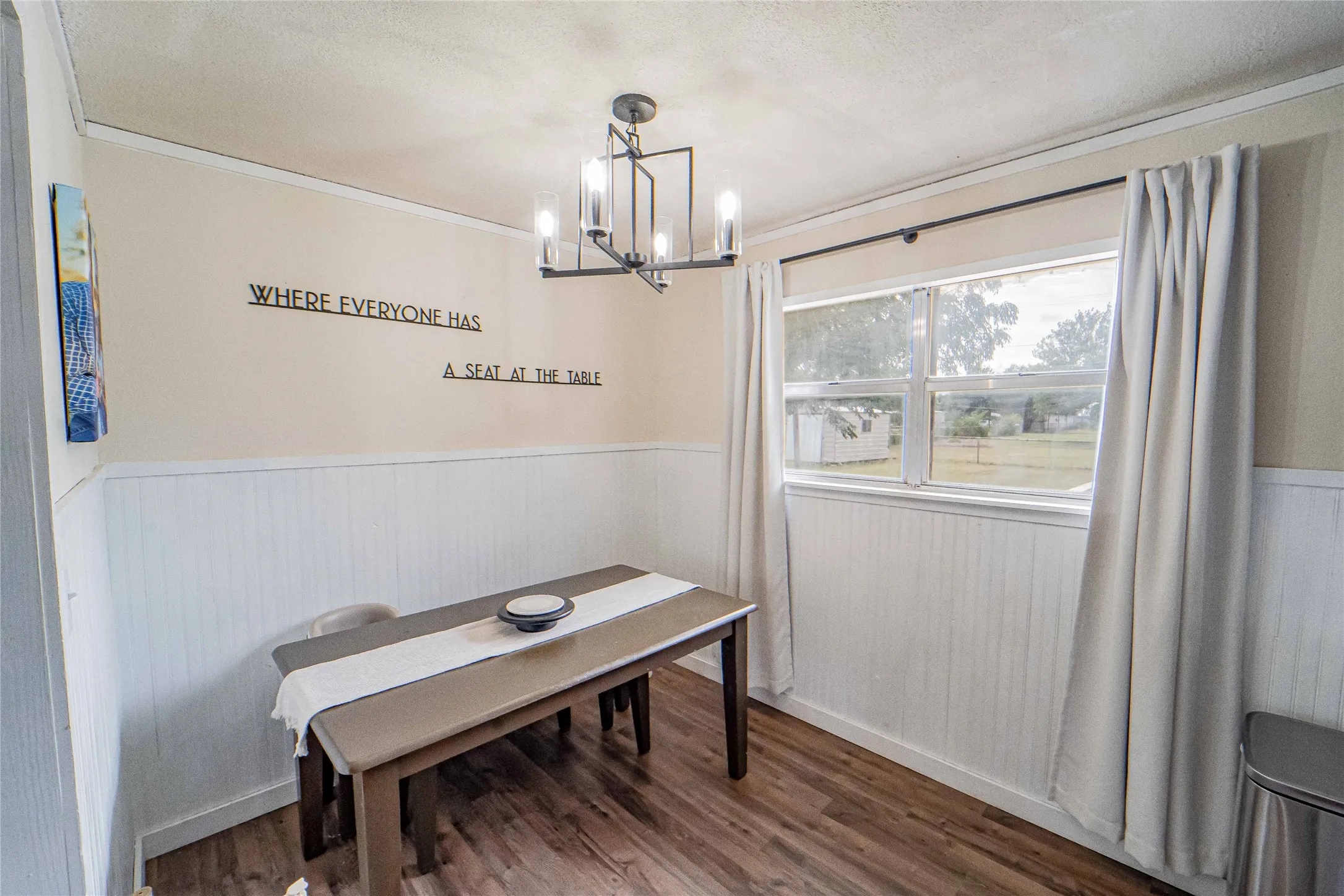 Single Family Residence For Sale in Stephens County , 87 Water District Road 214, Breckenridge, Texas 76424, 3 Bedroom, 2 Bathroom, Garage spaces, 1,200 Sqft, built in 1986, mls#21331381, Real Estate Agent in Breckenridge, Homes For Sale in Stephens county, Homes For Sale in Breckenridge, Realtor in Breckenridge Texas, Real Estate Brokerage Independent Realty Texas, Luminita Cordes Realtor