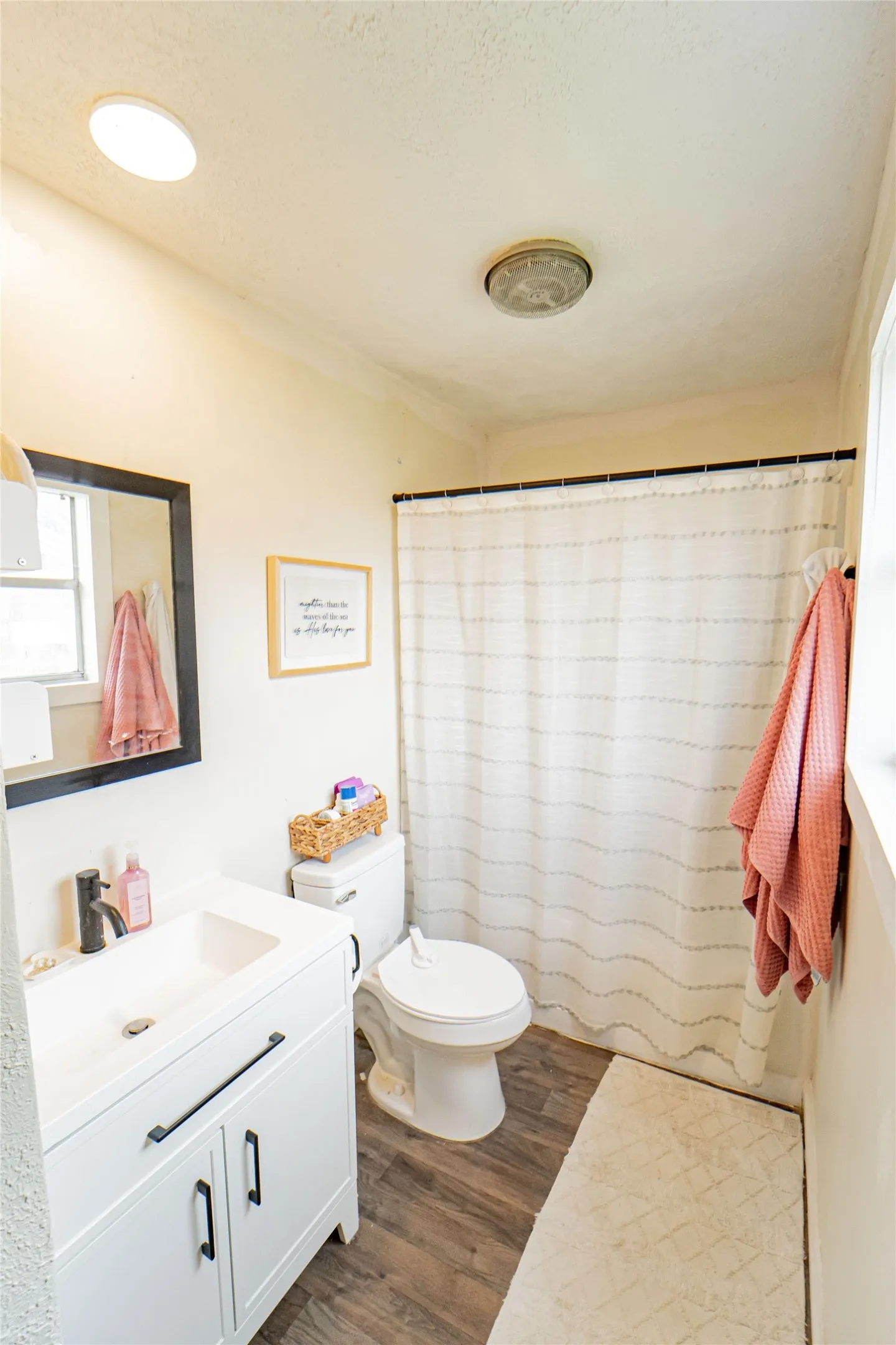 Single Family Residence For Sale in Stephens County , 87 Water District Road 214, Breckenridge, Texas 76424, 3 Bedroom, 2 Bathroom, Garage spaces, 1,200 Sqft, built in 1986, mls#21331381, Real Estate Agent in Breckenridge, Homes For Sale in Stephens county, Homes For Sale in Breckenridge, Realtor in Breckenridge Texas, Real Estate Brokerage Independent Realty Texas, Luminita Cordes Realtor