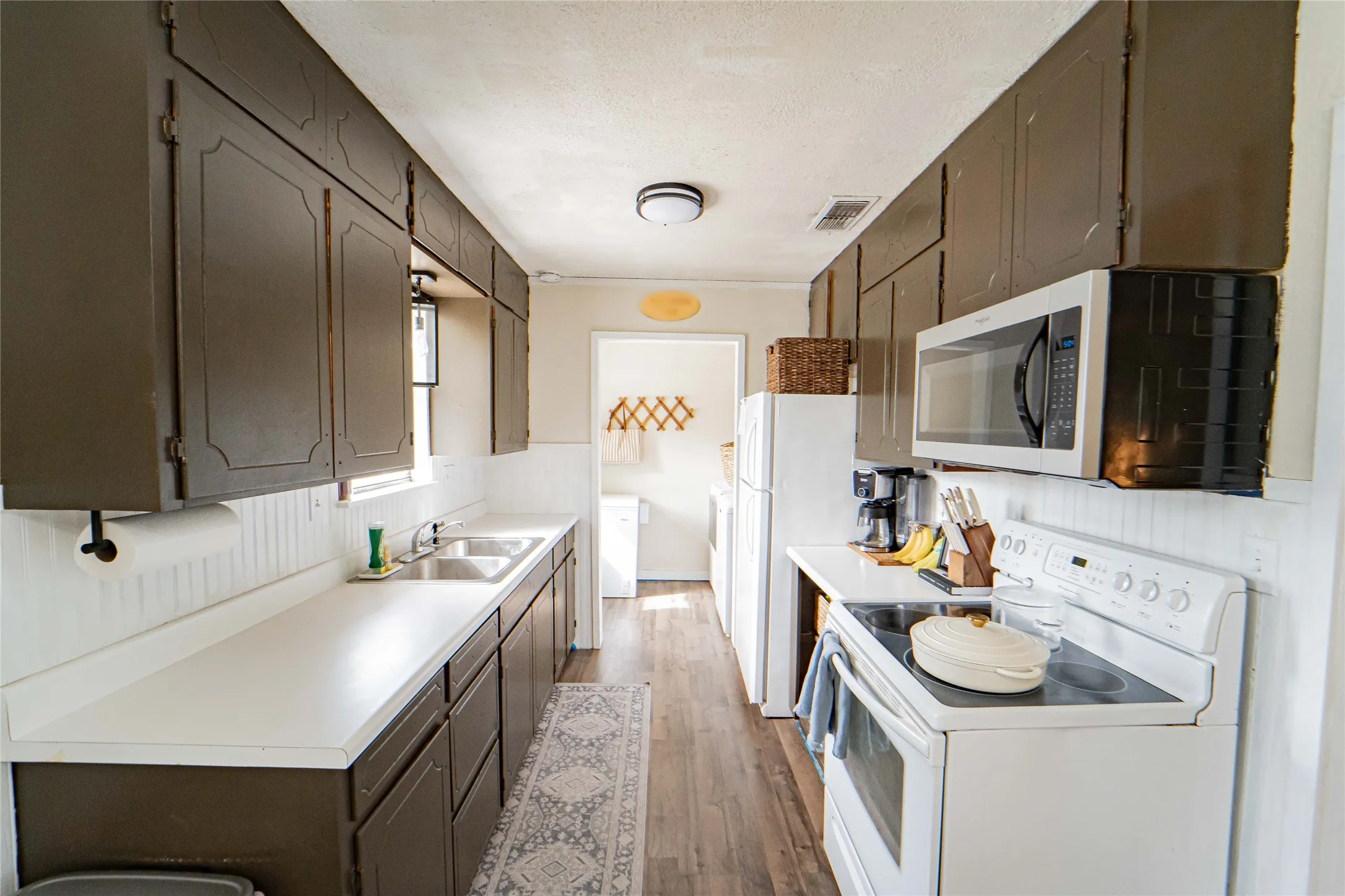 Single Family Residence For Sale in Stephens County , 87 Water District Road 214, Breckenridge, Texas 76424, 3 Bedroom, 2 Bathroom, Garage spaces, 1,200 Sqft, built in 1986, mls#21331381, Real Estate Agent in Breckenridge, Homes For Sale in Stephens county, Homes For Sale in Breckenridge, Realtor in Breckenridge Texas, Real Estate Brokerage Independent Realty Texas, Luminita Cordes Realtor