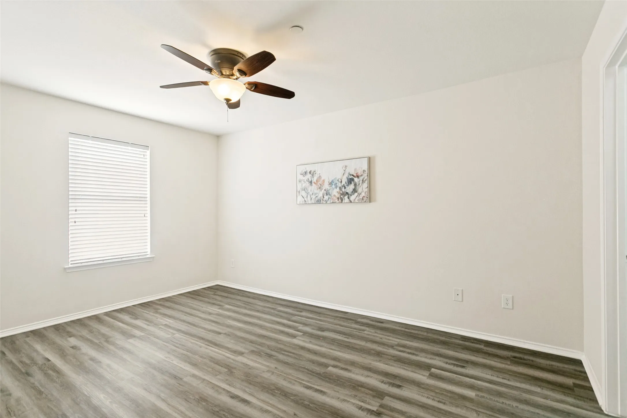 Townhouse For Sale in Collin County , 3033 Stone Forest Circle, Mc Kinney, Texas 75070, 2 Bedroom, 2 Bathroom, 2 Garage spaces, 1,234 Sqft, built in 2005, mls#21330709, Real Estate Agent in Mc Kinney, Homes For Sale in Collin county, Homes For Sale in Mc Kinney, Realtor in Mc Kinney Texas, Real Estate Brokerage Independent Realty Texas, Luminita Cordes Realtor