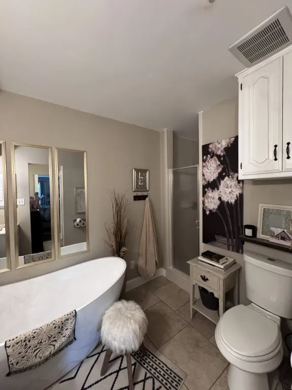 Single Family Residence For Sale in Denton County , 630 Dove Trail, Lewisville, Texas 75077, 4 Bedroom, 3 Bathroom, 2 Garage spaces, 2,041 Sqft, built in 1987, mls#21336041, Real Estate Agent in Lewisville, Homes For Sale in Denton county, Homes For Sale in Lewisville, Realtor in Lewisville Texas, Real Estate Brokerage Independent Realty Texas, Luminita Cordes Realtor