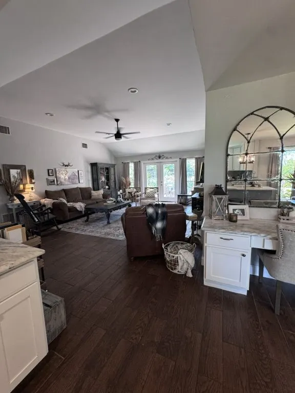 Single Family Residence For Sale in Denton County , 630 Dove Trail, Lewisville, Texas 75077, 4 Bedroom, 3 Bathroom, 2 Garage spaces, 2,041 Sqft, built in 1987, mls#21336041, Real Estate Agent in Lewisville, Homes For Sale in Denton county, Homes For Sale in Lewisville, Realtor in Lewisville Texas, Real Estate Brokerage Independent Realty Texas, Luminita Cordes Realtor