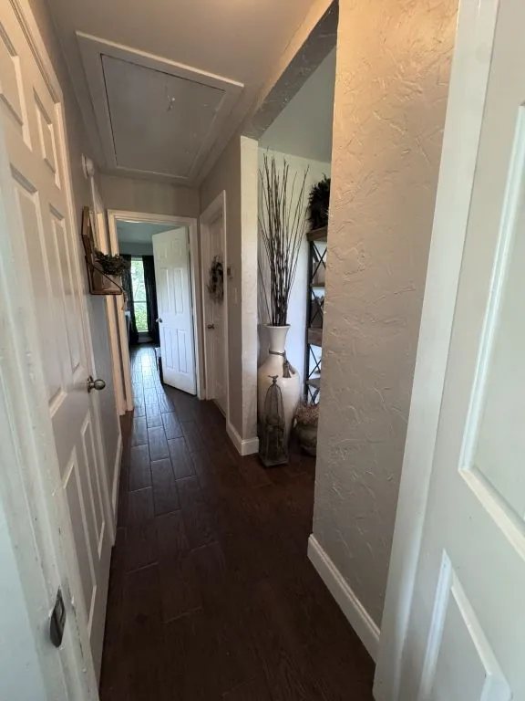 Single Family Residence For Sale in Denton County , 630 Dove Trail, Lewisville, Texas 75077, 4 Bedroom, 3 Bathroom, 2 Garage spaces, 2,041 Sqft, built in 1987, mls#21336041, Real Estate Agent in Lewisville, Homes For Sale in Denton county, Homes For Sale in Lewisville, Realtor in Lewisville Texas, Real Estate Brokerage Independent Realty Texas, Luminita Cordes Realtor