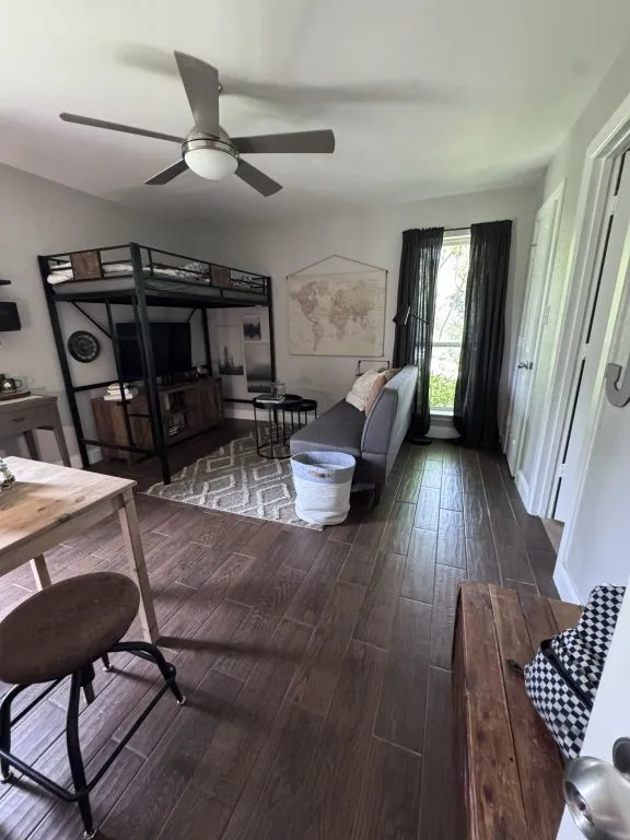 Single Family Residence For Sale in Denton County , 630 Dove Trail, Lewisville, Texas 75077, 4 Bedroom, 3 Bathroom, 2 Garage spaces, 2,041 Sqft, built in 1987, mls#21336041, Real Estate Agent in Lewisville, Homes For Sale in Denton county, Homes For Sale in Lewisville, Realtor in Lewisville Texas, Real Estate Brokerage Independent Realty Texas, Luminita Cordes Realtor
