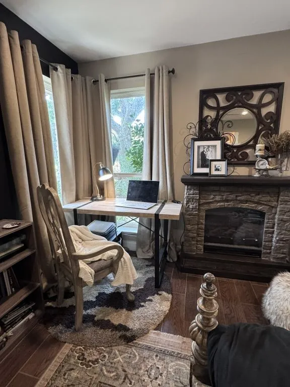 Single Family Residence For Sale in Denton County , 630 Dove Trail, Lewisville, Texas 75077, 4 Bedroom, 3 Bathroom, 2 Garage spaces, 2,041 Sqft, built in 1987, mls#21336041, Real Estate Agent in Lewisville, Homes For Sale in Denton county, Homes For Sale in Lewisville, Realtor in Lewisville Texas, Real Estate Brokerage Independent Realty Texas, Luminita Cordes Realtor
