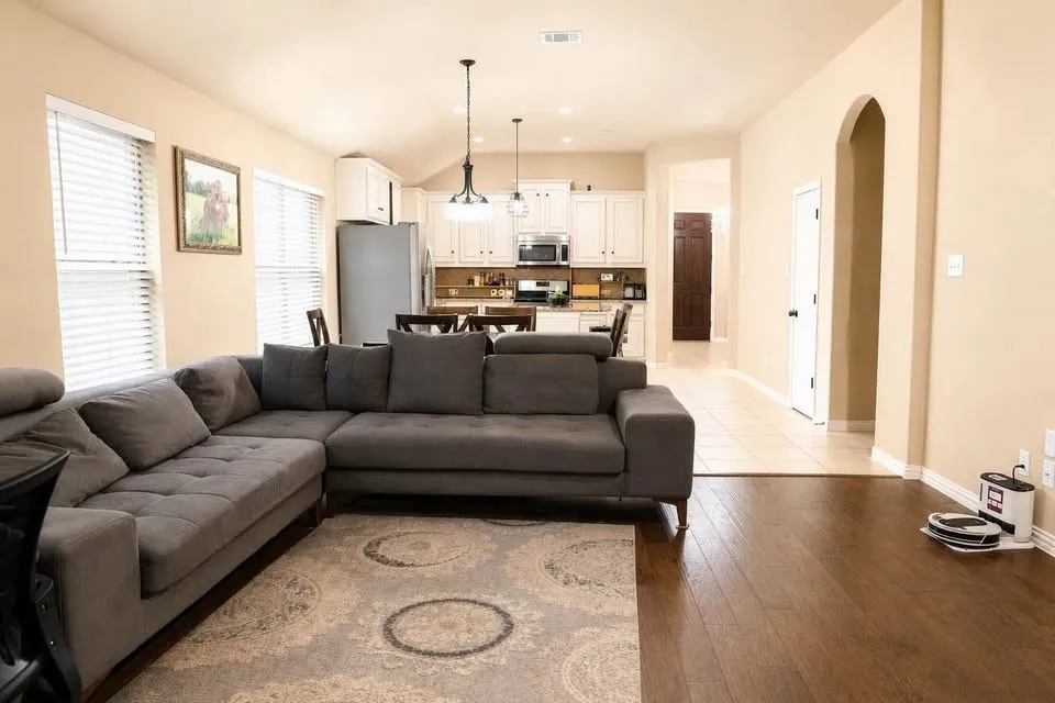 Single Family Residence For Rent in Dallas County , 2321 PETUNIA LN, Rowlett, Texas 75089, 3 Bedroom, 2 Bathroom, 2 Garage spaces, 2,081 Sqft, built in 2016, mls#21336196, Real Estate Agent in Rowlett, Homes For Rent in Dallas county, Homes For Rent in Rowlett, Realtor in Rowlett Texas, Real Estate Brokerage Independent Realty Texas, Luminita Cordes Realtor