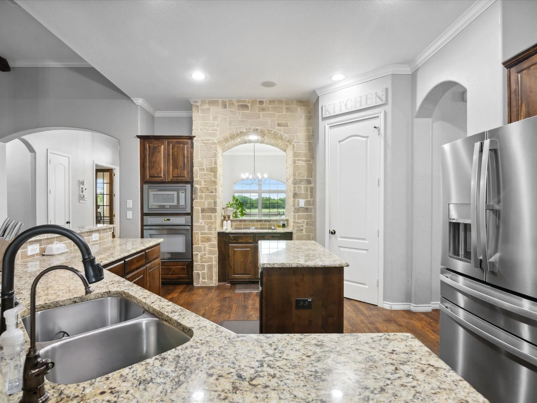 Single Family Residence For Sale in Denton County , 25459 Dove Hollow Drive, Justin, Texas 76247, 4 Bedroom, 4 Bathroom, 3 Garage spaces, 3,584 Sqft, built in 2014, mls#21333733, Real Estate Agent in Justin, Homes For Sale in Denton county, Homes For Sale in Justin, Realtor in Justin Texas, Real Estate Brokerage Independent Realty Texas, Luminita Cordes Realtor
