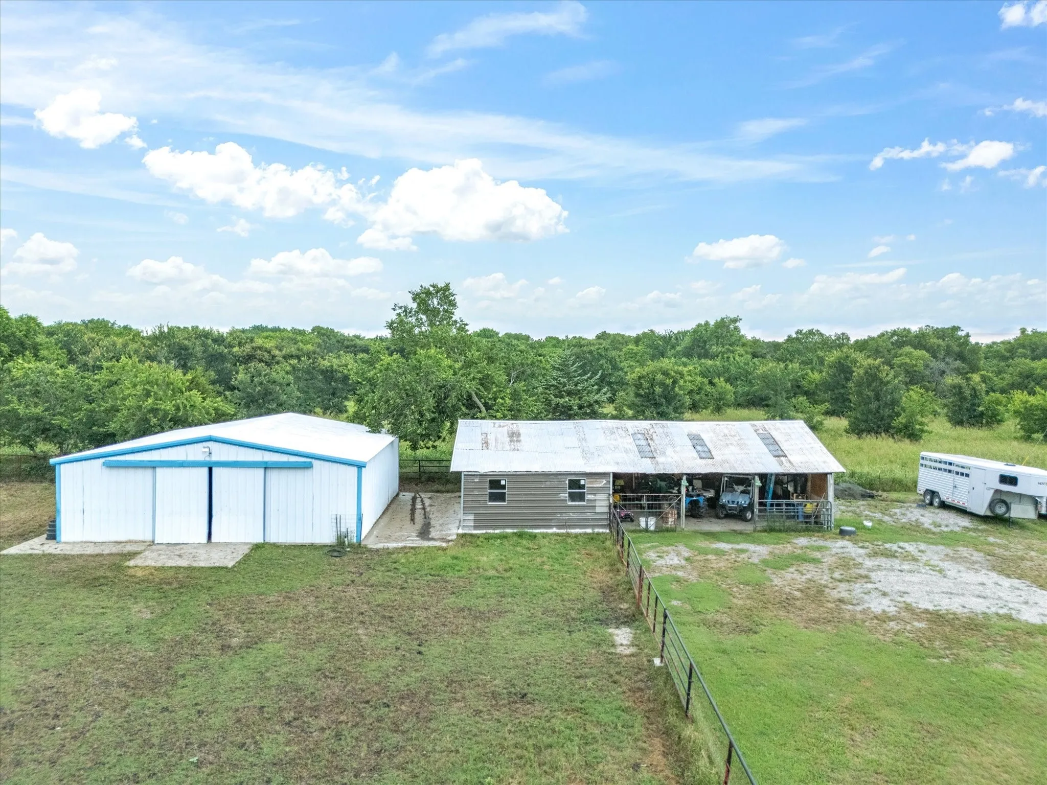 Single Family Residence For Sale in Denton County , 25459 Dove Hollow Drive, Justin, Texas 76247, 4 Bedroom, 4 Bathroom, 3 Garage spaces, 3,584 Sqft, built in 2014, mls#21333733, Real Estate Agent in Justin, Homes For Sale in Denton county, Homes For Sale in Justin, Realtor in Justin Texas, Real Estate Brokerage Independent Realty Texas, Luminita Cordes Realtor