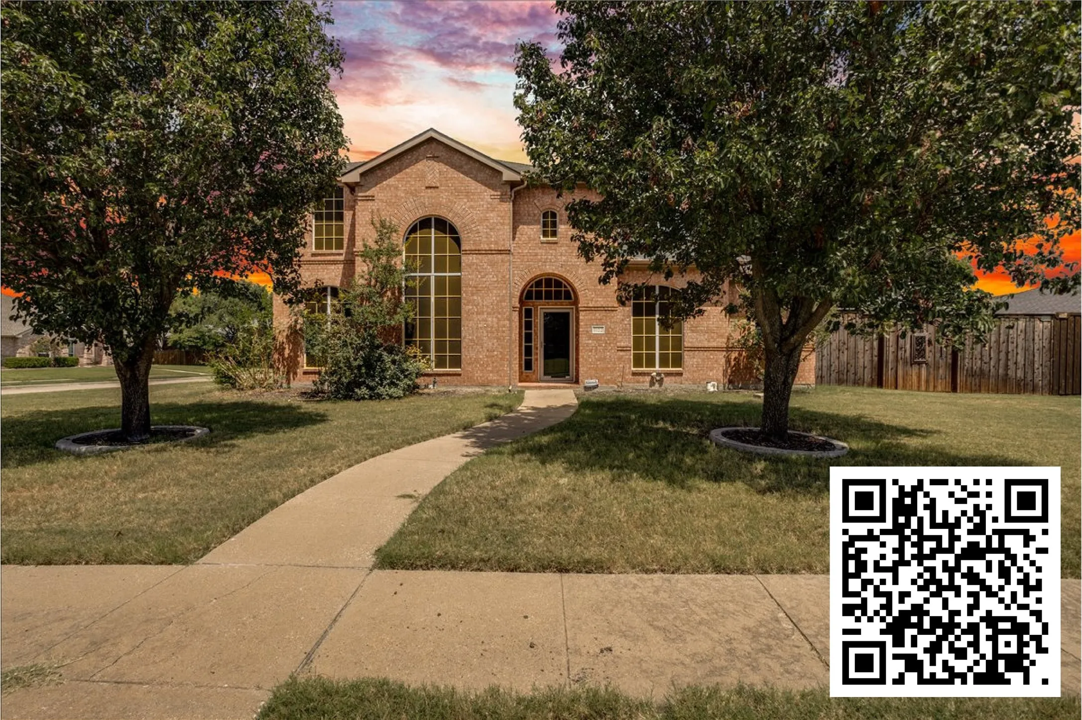Single Family Residence For Sale in Dallas County , 1102 Waterside Court, Mesquite, Texas 75181, 4 Bedroom, 4 Bathroom, 3 Garage spaces, 3,654 Sqft, built in 2000, mls#21336204, Real Estate Agent in Mesquite, Homes For Sale in Dallas county, Homes For Sale in Mesquite, Realtor in Mesquite Texas, Real Estate Brokerage Independent Realty Texas, Luminita Cordes Realtor