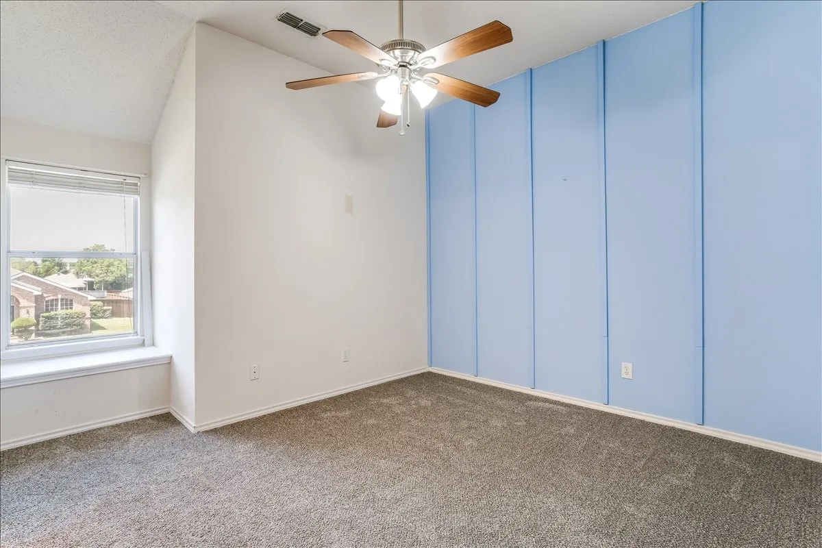 Single Family Residence For Sale in Dallas County , 1102 Waterside Court, Mesquite, Texas 75181, 4 Bedroom, 4 Bathroom, 3 Garage spaces, 3,654 Sqft, built in 2000, mls#21336204, Real Estate Agent in Mesquite, Homes For Sale in Dallas county, Homes For Sale in Mesquite, Realtor in Mesquite Texas, Real Estate Brokerage Independent Realty Texas, Luminita Cordes Realtor