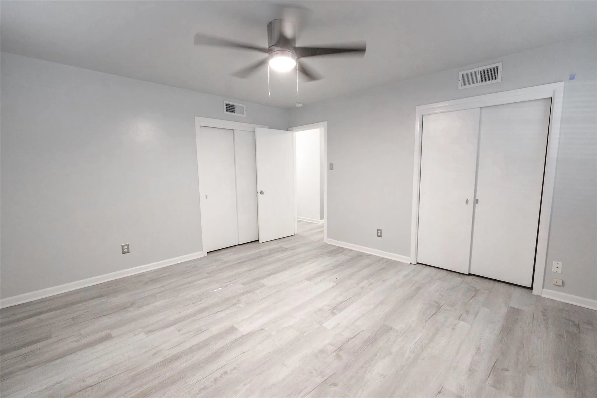 Single Family Residence For Rent in Tarrant County , 8301 Llano Avenue, Benbrook, Texas 76116, 2 Bedroom, 2 Bathroom, 3 Garage spaces, 1,800 Sqft, built in 1955, mls#21336210, Real Estate Agent in Benbrook, Homes For Rent in Tarrant county, Homes For Rent in Benbrook, Realtor in Benbrook Texas, Real Estate Brokerage Independent Realty Texas, Luminita Cordes Realtor