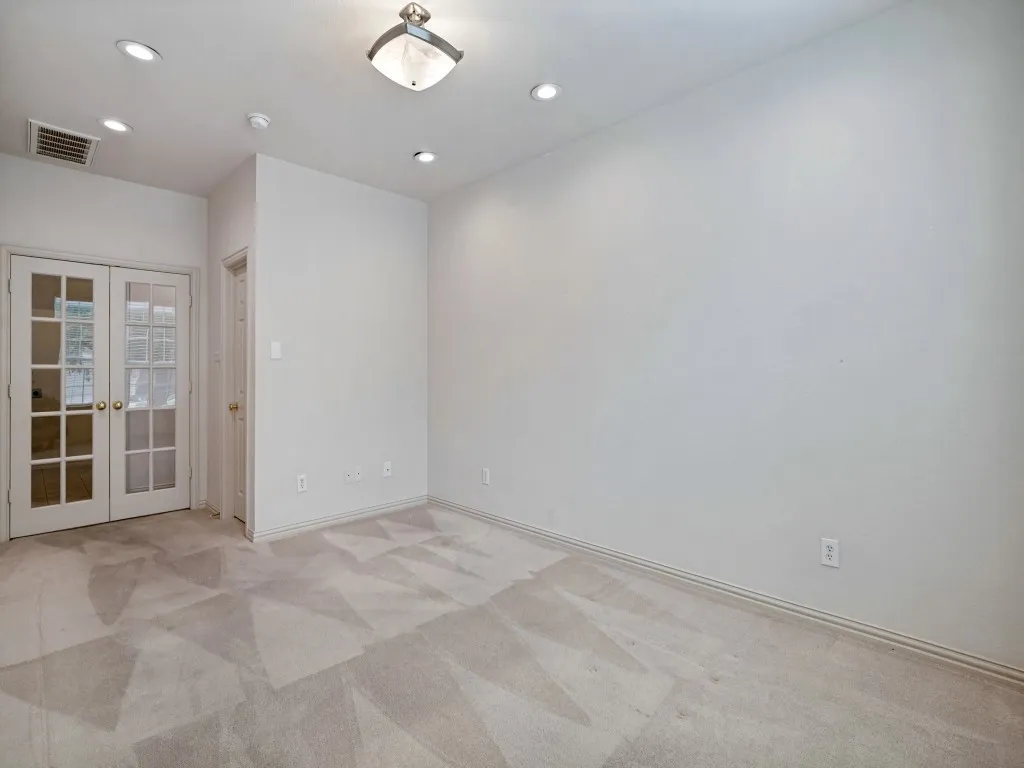Single Family Residence For Sale in Tarrant County , 4816 Belladonna Drive, Fort Worth, Texas 76123, 5 Bedroom, 3 Bathroom, 2 Garage spaces, 3,316 Sqft, built in 2004, mls#21335549, Real Estate Agent in Fort Worth, Homes For Sale in Tarrant county, Homes For Sale in Fort Worth, Realtor in Fort Worth Texas, Real Estate Brokerage Independent Realty Texas, Luminita Cordes Realtor