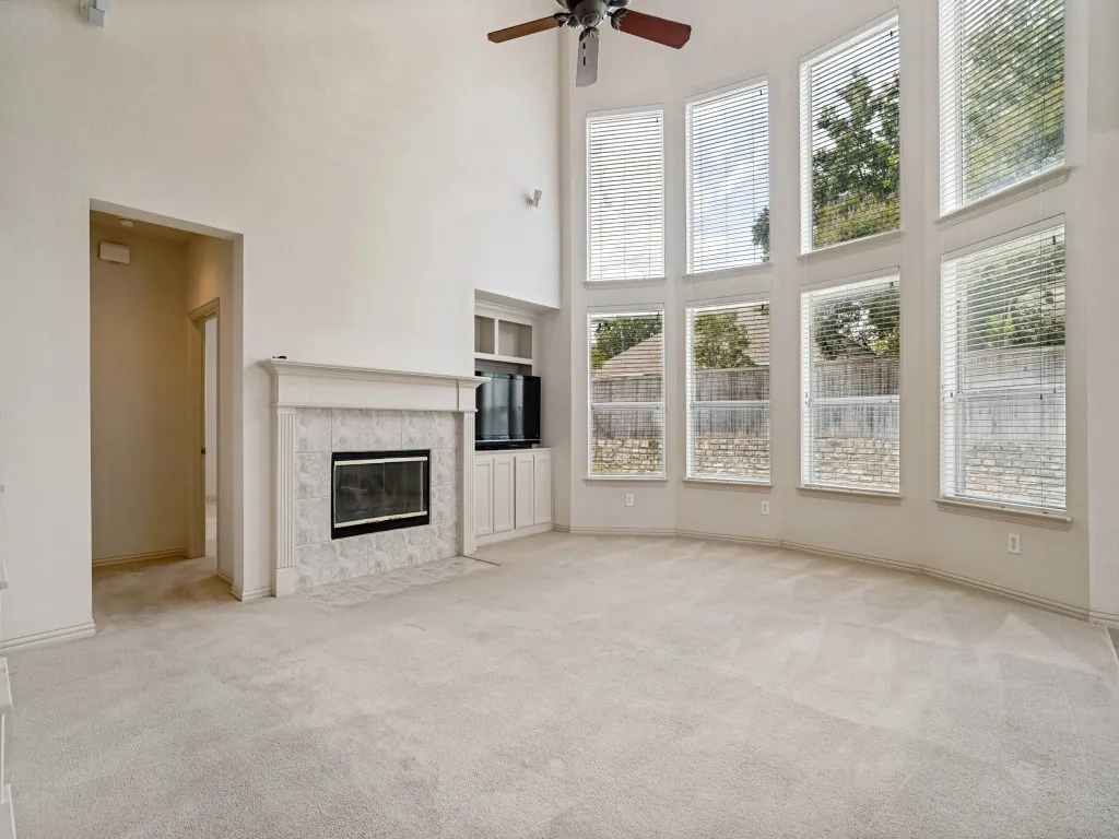 Single Family Residence For Sale in Tarrant County , 4816 Belladonna Drive, Fort Worth, Texas 76123, 5 Bedroom, 3 Bathroom, 2 Garage spaces, 3,316 Sqft, built in 2004, mls#21335549, Real Estate Agent in Fort Worth, Homes For Sale in Tarrant county, Homes For Sale in Fort Worth, Realtor in Fort Worth Texas, Real Estate Brokerage Independent Realty Texas, Luminita Cordes Realtor