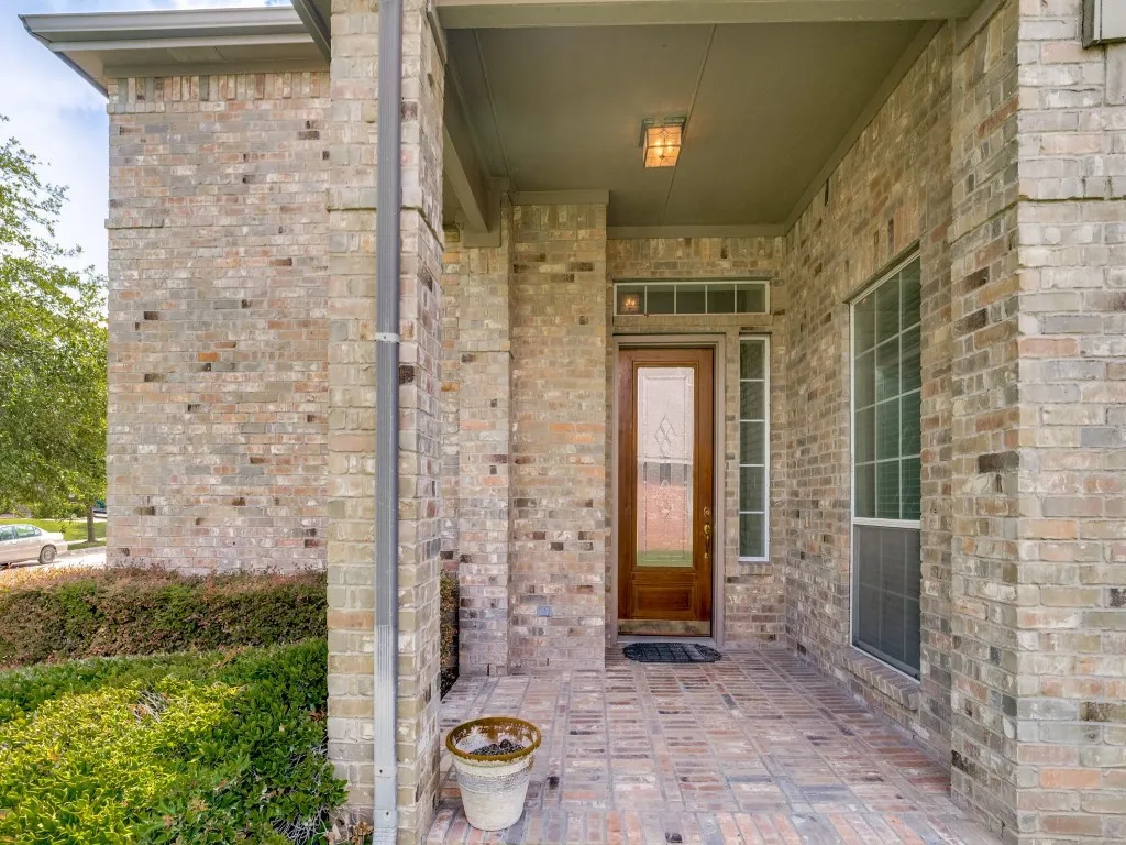 Single Family Residence For Sale in Tarrant County , 4816 Belladonna Drive, Fort Worth, Texas 76123, 5 Bedroom, 3 Bathroom, 2 Garage spaces, 3,316 Sqft, built in 2004, mls#21335549, Real Estate Agent in Fort Worth, Homes For Sale in Tarrant county, Homes For Sale in Fort Worth, Realtor in Fort Worth Texas, Real Estate Brokerage Independent Realty Texas, Luminita Cordes Realtor