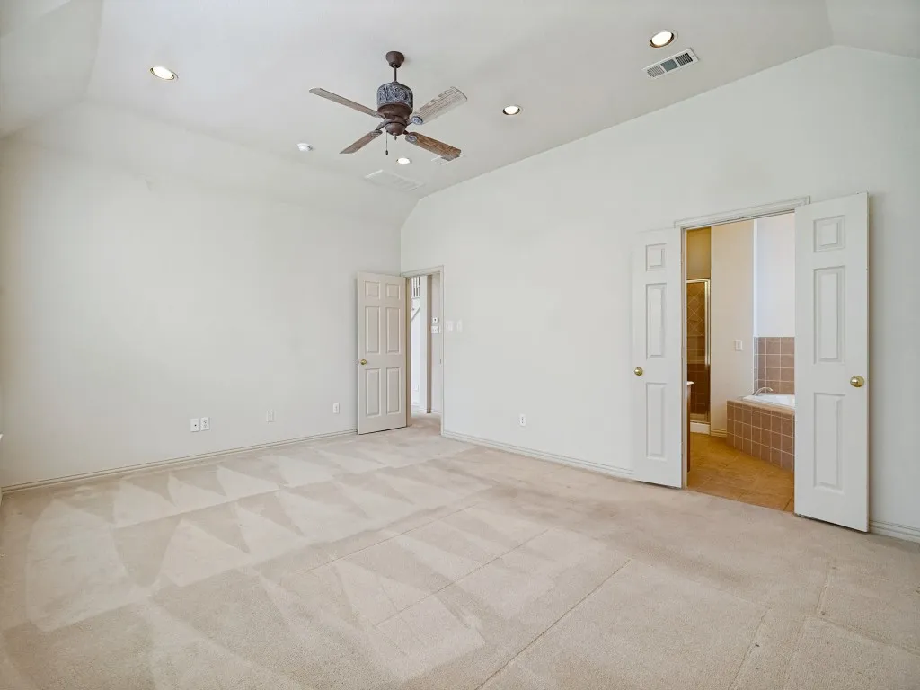 Single Family Residence For Sale in Tarrant County , 4816 Belladonna Drive, Fort Worth, Texas 76123, 5 Bedroom, 3 Bathroom, 2 Garage spaces, 3,316 Sqft, built in 2004, mls#21335549, Real Estate Agent in Fort Worth, Homes For Sale in Tarrant county, Homes For Sale in Fort Worth, Realtor in Fort Worth Texas, Real Estate Brokerage Independent Realty Texas, Luminita Cordes Realtor