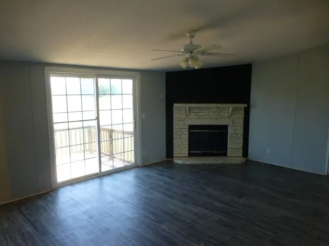 Mobile Home For Sale in Johnson County , 5712 Kentucky Street, Joshua, Texas 76058, 4 Bedroom, 2 Bathroom, Garage spaces, 1,960 Sqft, built in 2005, mls#21336244, Real Estate Agent in Joshua, Homes For Sale in Johnson county, Homes For Sale in Joshua, Realtor in Joshua Texas, Real Estate Brokerage Independent Realty Texas, Luminita Cordes Realtor