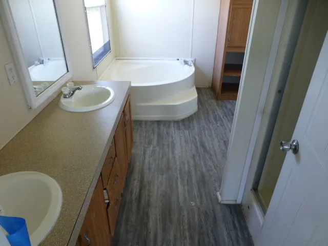Mobile Home For Sale in Johnson County , 5712 Kentucky Street, Joshua, Texas 76058, 4 Bedroom, 2 Bathroom, Garage spaces, 1,960 Sqft, built in 2005, mls#21336244, Real Estate Agent in Joshua, Homes For Sale in Johnson county, Homes For Sale in Joshua, Realtor in Joshua Texas, Real Estate Brokerage Independent Realty Texas, Luminita Cordes Realtor