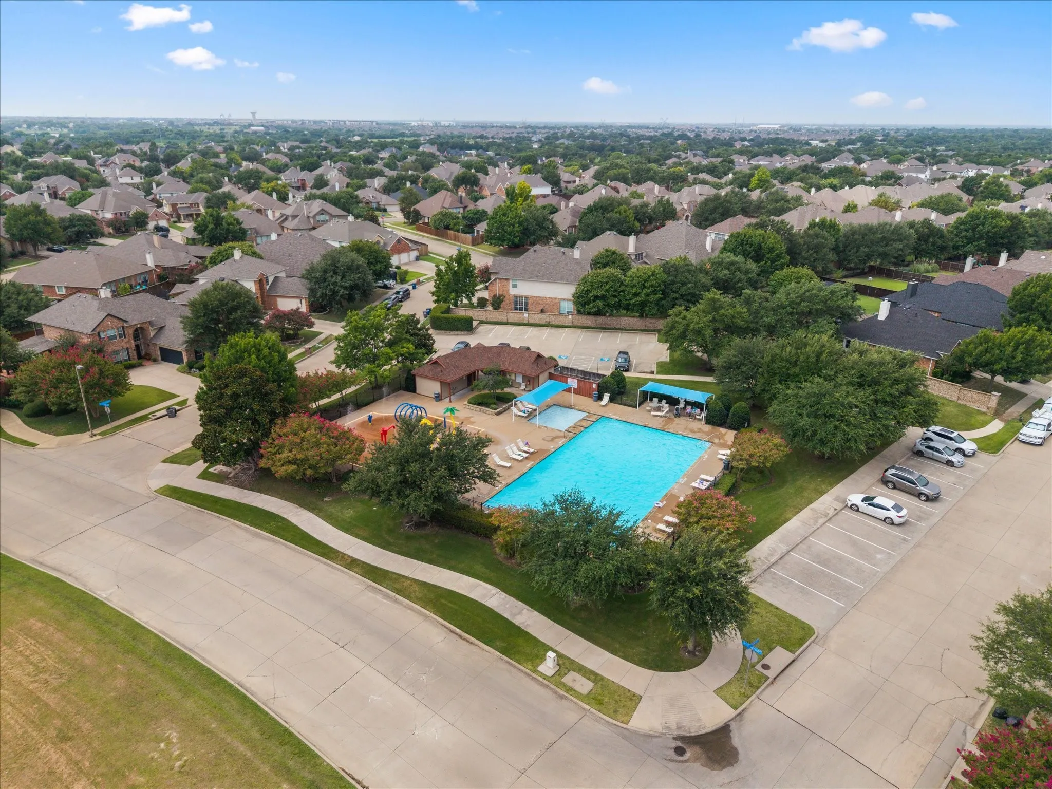 Single Family Residence For Sale in Collin County , 2025 Highland Drive, Wylie, Texas 75098, 4 Bedroom, 3 Bathroom, 2 Garage spaces, 2,736 Sqft, built in 2006, mls#21313469, Real Estate Agent in Wylie, Homes For Sale in Collin county, Homes For Sale in Wylie, Realtor in Wylie Texas, Real Estate Brokerage Independent Realty Texas, Luminita Cordes Realtor