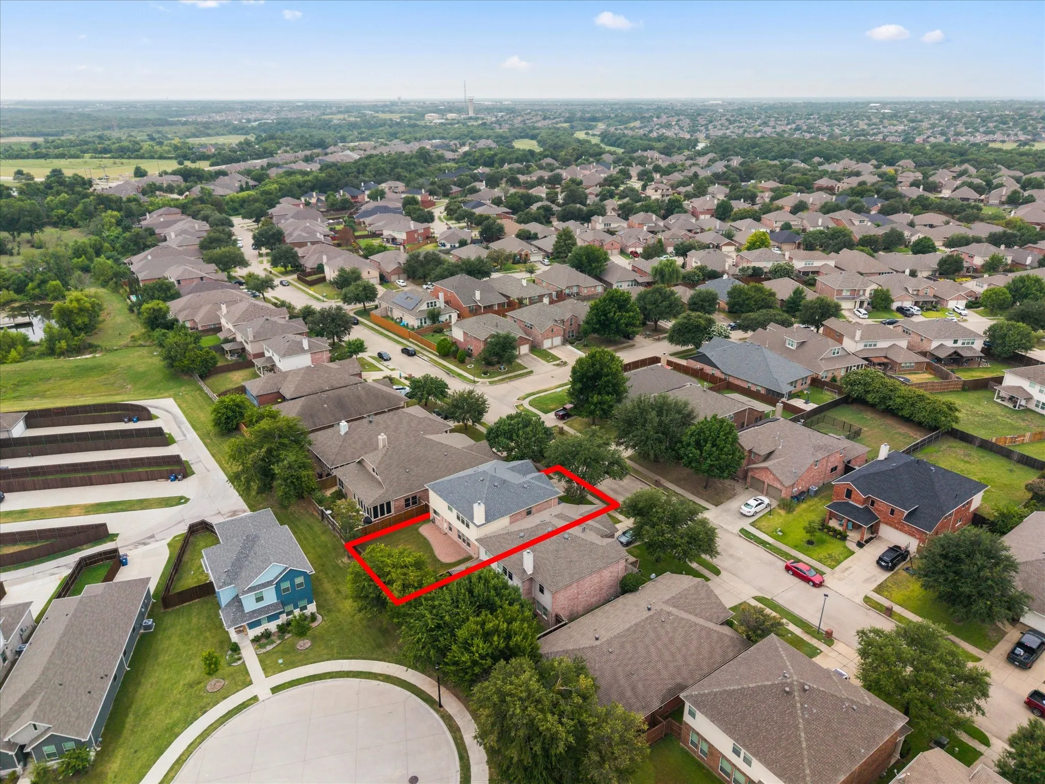 Single Family Residence For Sale in Collin County , 2025 Highland Drive, Wylie, Texas 75098, 4 Bedroom, 3 Bathroom, 2 Garage spaces, 2,736 Sqft, built in 2006, mls#21313469, Real Estate Agent in Wylie, Homes For Sale in Collin county, Homes For Sale in Wylie, Realtor in Wylie Texas, Real Estate Brokerage Independent Realty Texas, Luminita Cordes Realtor