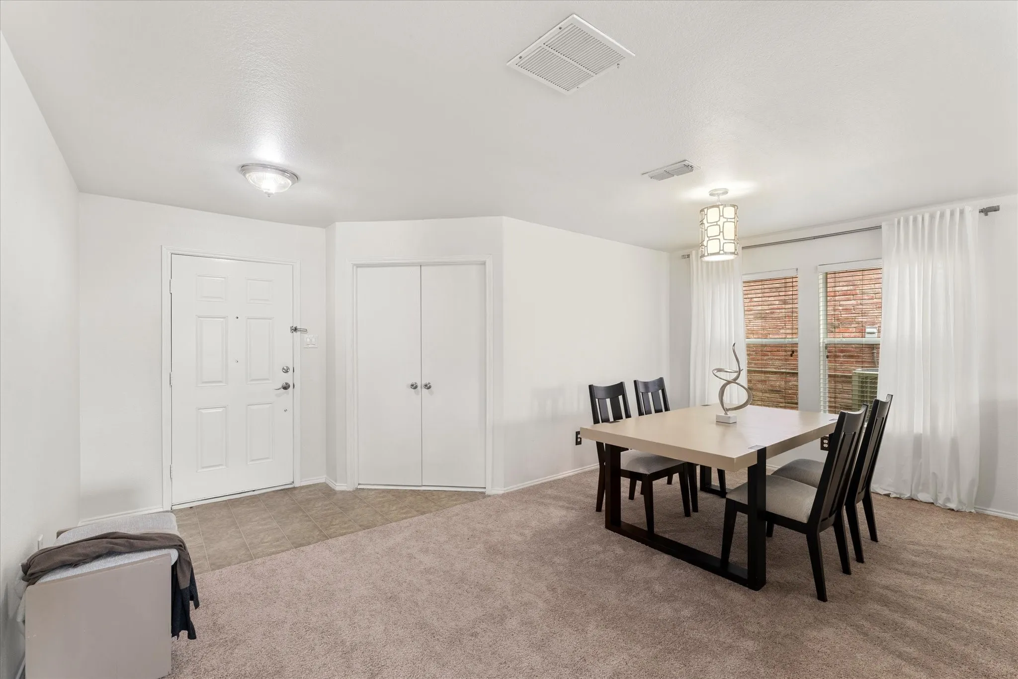 Single Family Residence For Sale in Collin County , 2025 Highland Drive, Wylie, Texas 75098, 4 Bedroom, 3 Bathroom, 2 Garage spaces, 2,736 Sqft, built in 2006, mls#21313469, Real Estate Agent in Wylie, Homes For Sale in Collin county, Homes For Sale in Wylie, Realtor in Wylie Texas, Real Estate Brokerage Independent Realty Texas, Luminita Cordes Realtor