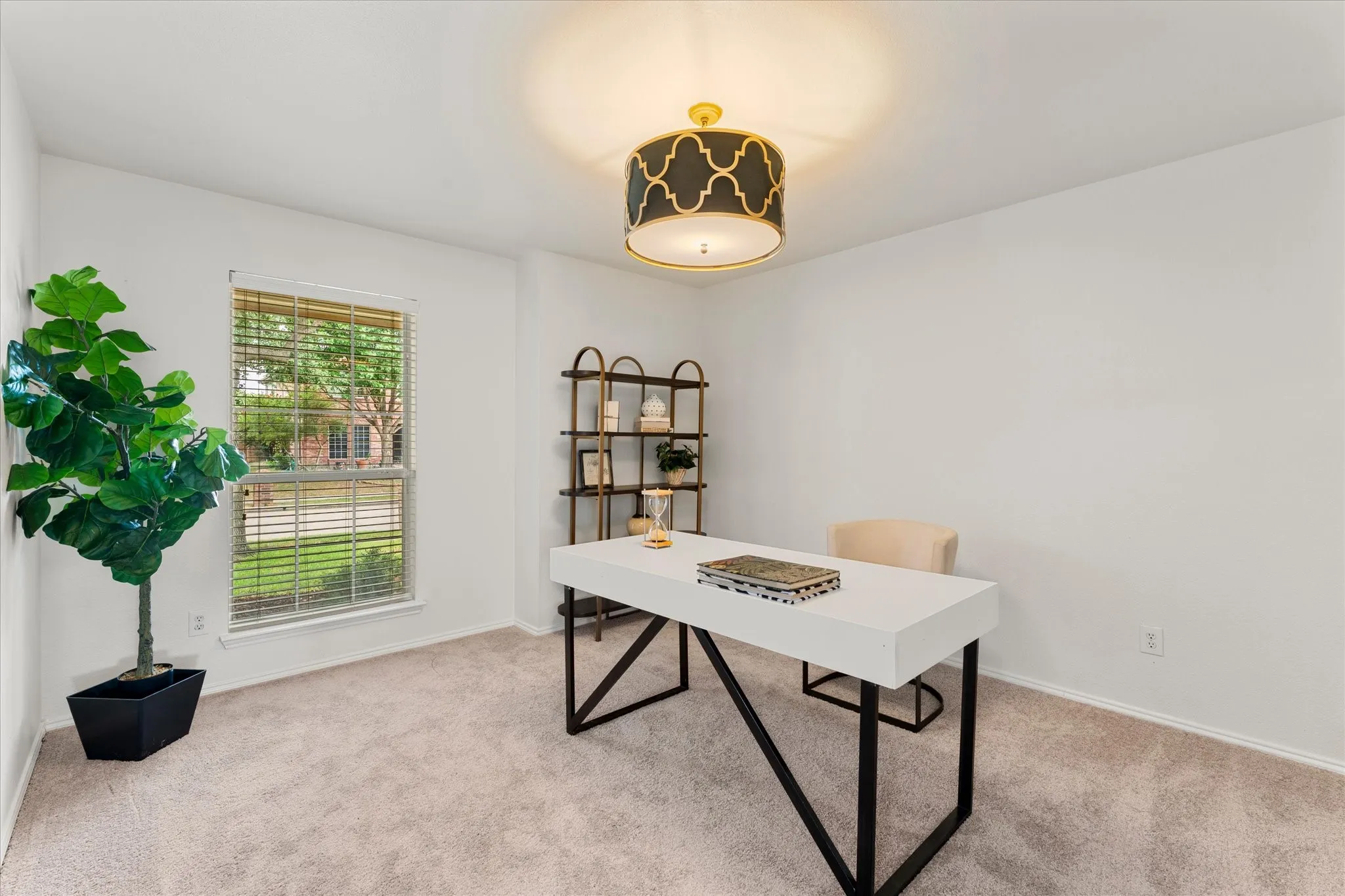 Single Family Residence For Sale in Collin County , 2025 Highland Drive, Wylie, Texas 75098, 4 Bedroom, 3 Bathroom, 2 Garage spaces, 2,736 Sqft, built in 2006, mls#21313469, Real Estate Agent in Wylie, Homes For Sale in Collin county, Homes For Sale in Wylie, Realtor in Wylie Texas, Real Estate Brokerage Independent Realty Texas, Luminita Cordes Realtor