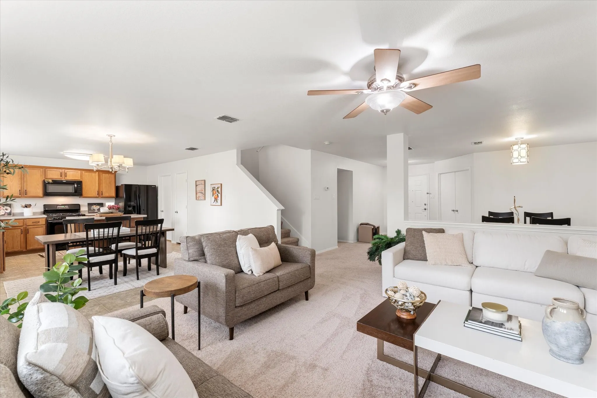 Single Family Residence For Sale in Collin County , 2025 Highland Drive, Wylie, Texas 75098, 4 Bedroom, 3 Bathroom, 2 Garage spaces, 2,736 Sqft, built in 2006, mls#21313469, Real Estate Agent in Wylie, Homes For Sale in Collin county, Homes For Sale in Wylie, Realtor in Wylie Texas, Real Estate Brokerage Independent Realty Texas, Luminita Cordes Realtor