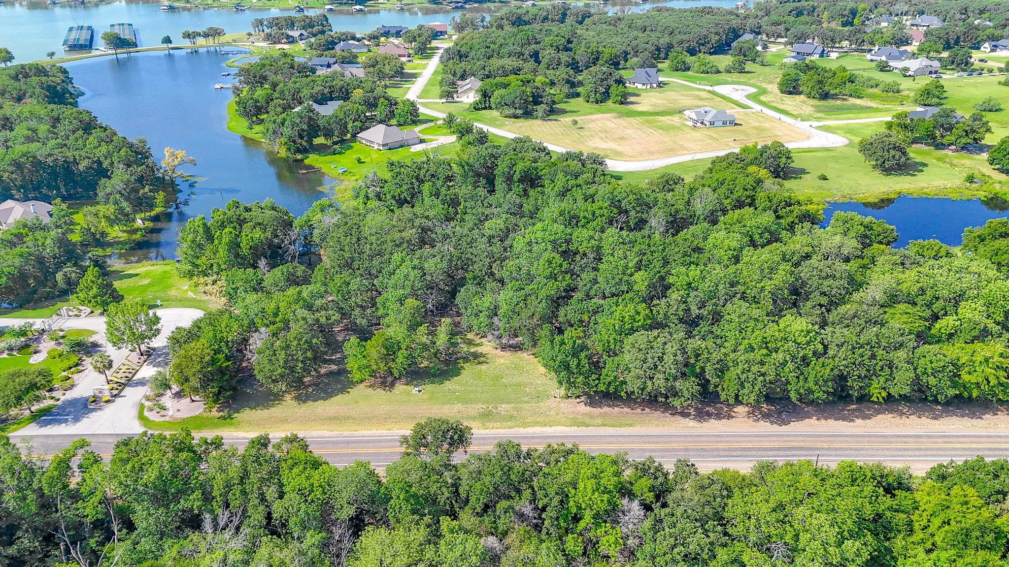 Unimproved Land For Sale in Navarro County , TBD Lot 618 Spur 294, Corsicana, Texas 75109, 0, 0, Garage spaces, 0 Sqft, built in 0, mls#21336069, Real Estate Agent in Corsicana, Homes For Sale in Navarro county, Homes For Sale in Corsicana, Realtor in Corsicana Texas, Real Estate Brokerage Independent Realty Texas, Luminita Cordes Realtor