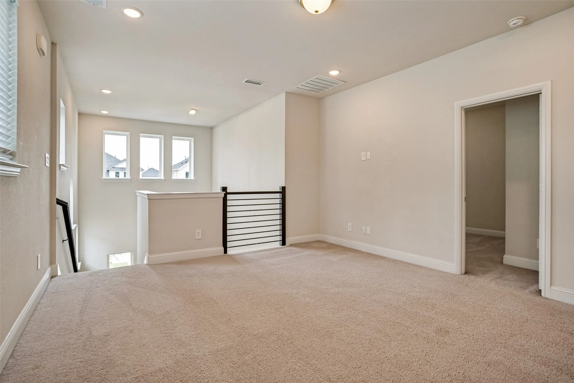 Single Family Residence For Sale in Collin County , 10950 Downy Cup Drive, Frisco, Texas 75035, 4 Bedroom, 3 Bathroom, 2 Garage spaces, 2,172 Sqft, built in 2022, mls#21336261, Real Estate Agent in Frisco, Homes For Sale in Collin county, Homes For Sale in Frisco, Realtor in Frisco Texas, Real Estate Brokerage Independent Realty Texas, Luminita Cordes Realtor