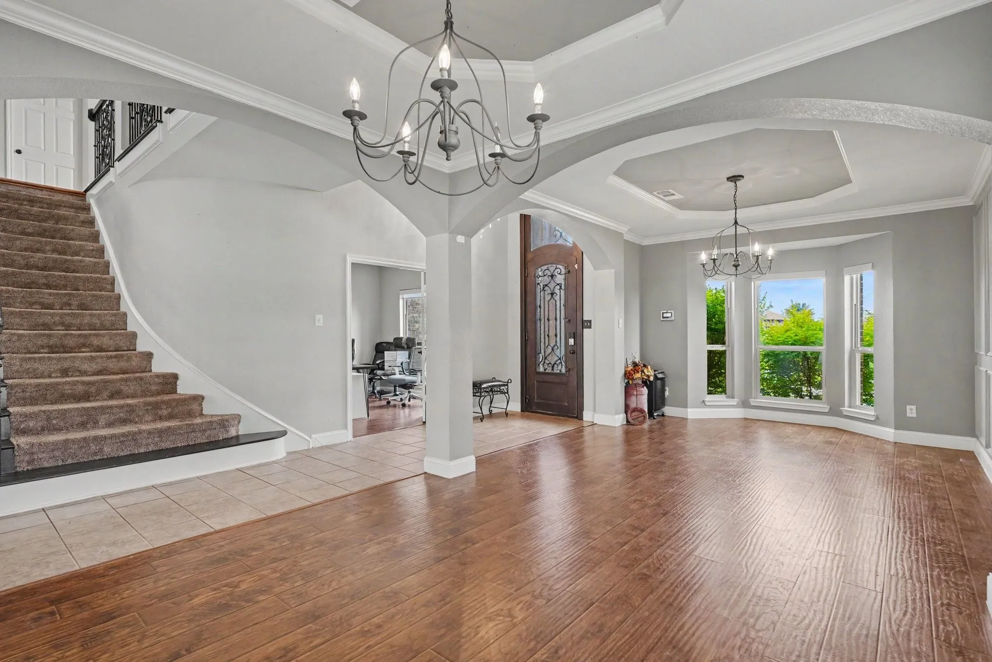 Single Family Residence For Sale in Tarrant County , 5520 Champlain Drive, Fort Worth, Texas 76137, 5 Bedroom, 3 Bathroom, 2 Garage spaces, 3,821 Sqft, built in 2003, mls#21335634, Real Estate Agent in Fort Worth, Homes For Sale in Tarrant county, Homes For Sale in Fort Worth, Realtor in Fort Worth Texas, Real Estate Brokerage Independent Realty Texas, Luminita Cordes Realtor