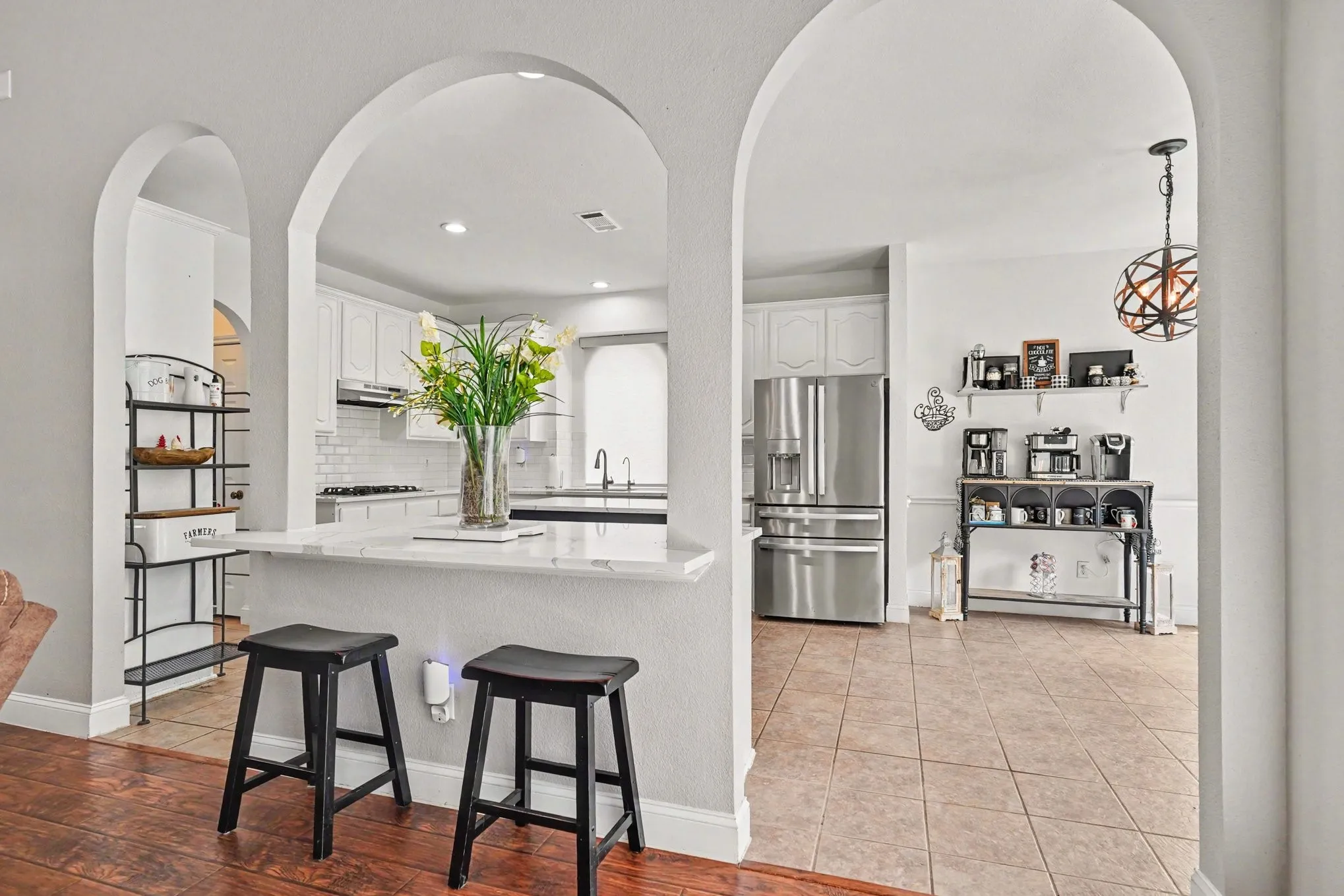 Single Family Residence For Sale in Tarrant County , 5520 Champlain Drive, Fort Worth, Texas 76137, 5 Bedroom, 3 Bathroom, 2 Garage spaces, 3,821 Sqft, built in 2003, mls#21335634, Real Estate Agent in Fort Worth, Homes For Sale in Tarrant county, Homes For Sale in Fort Worth, Realtor in Fort Worth Texas, Real Estate Brokerage Independent Realty Texas, Luminita Cordes Realtor