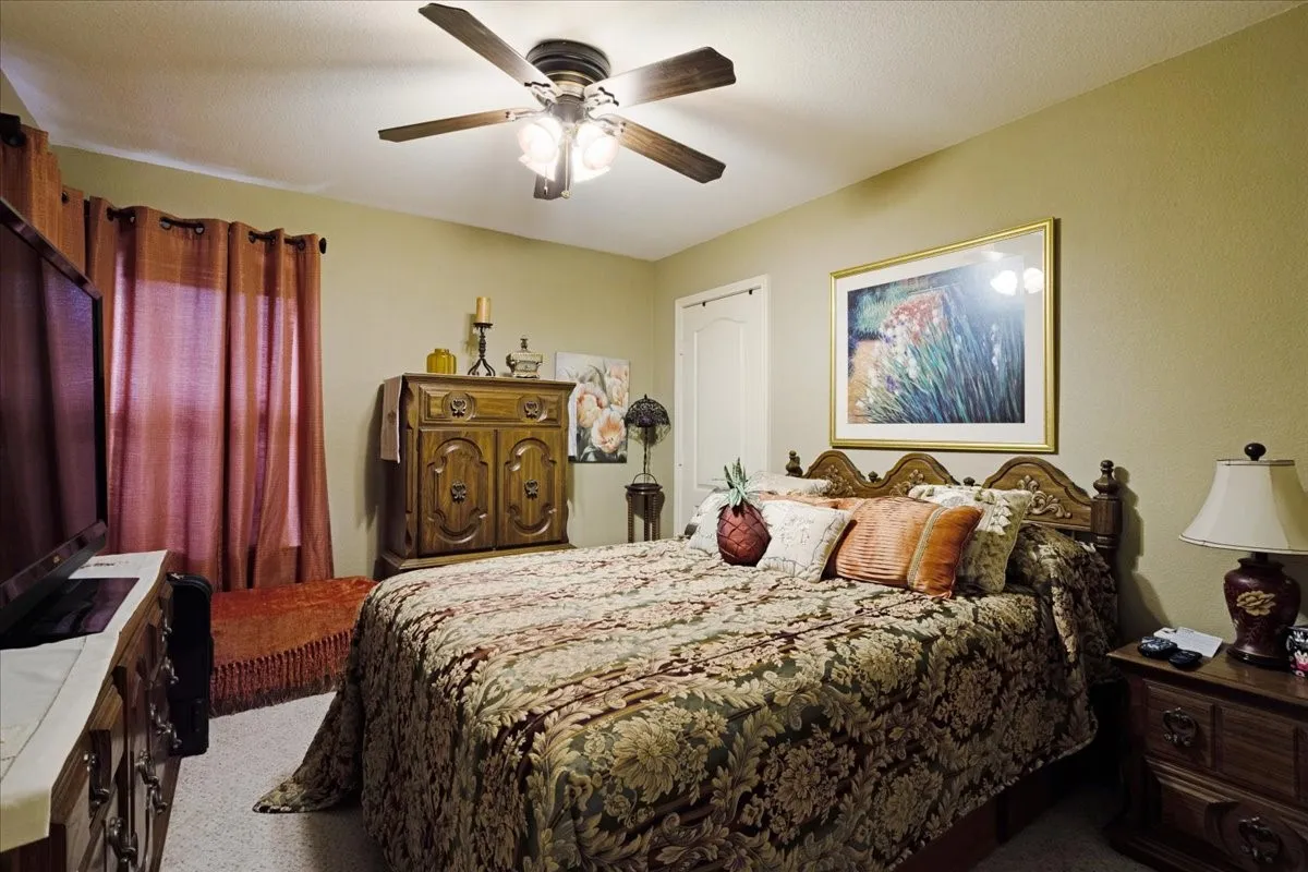 Single Family Residence For Sale in Grayson County , 2700 Rex Cruse Drive, Sherman, Texas 75092, 3 Bedroom, 2 Bathroom, 2 Garage spaces, 1,622 Sqft, built in 2008, mls#21336266, Real Estate Agent in Sherman, Homes For Sale in Grayson county, Homes For Sale in Sherman, Realtor in Sherman Texas, Real Estate Brokerage Independent Realty Texas, Luminita Cordes Realtor