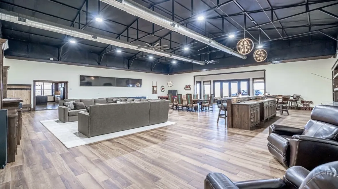 Single Family Residence For Sale in Hood County , 8900 Nix Road, Tolar, Texas 76476, 5 Bedroom, 7 Bathroom, 5 Garage spaces, 5,685 Sqft, built in 2023, mls#21335113, Real Estate Agent in Tolar, Homes For Sale in Hood county, Homes For Sale in Tolar, Realtor in Tolar Texas, Real Estate Brokerage Independent Realty Texas, Luminita Cordes Realtor
