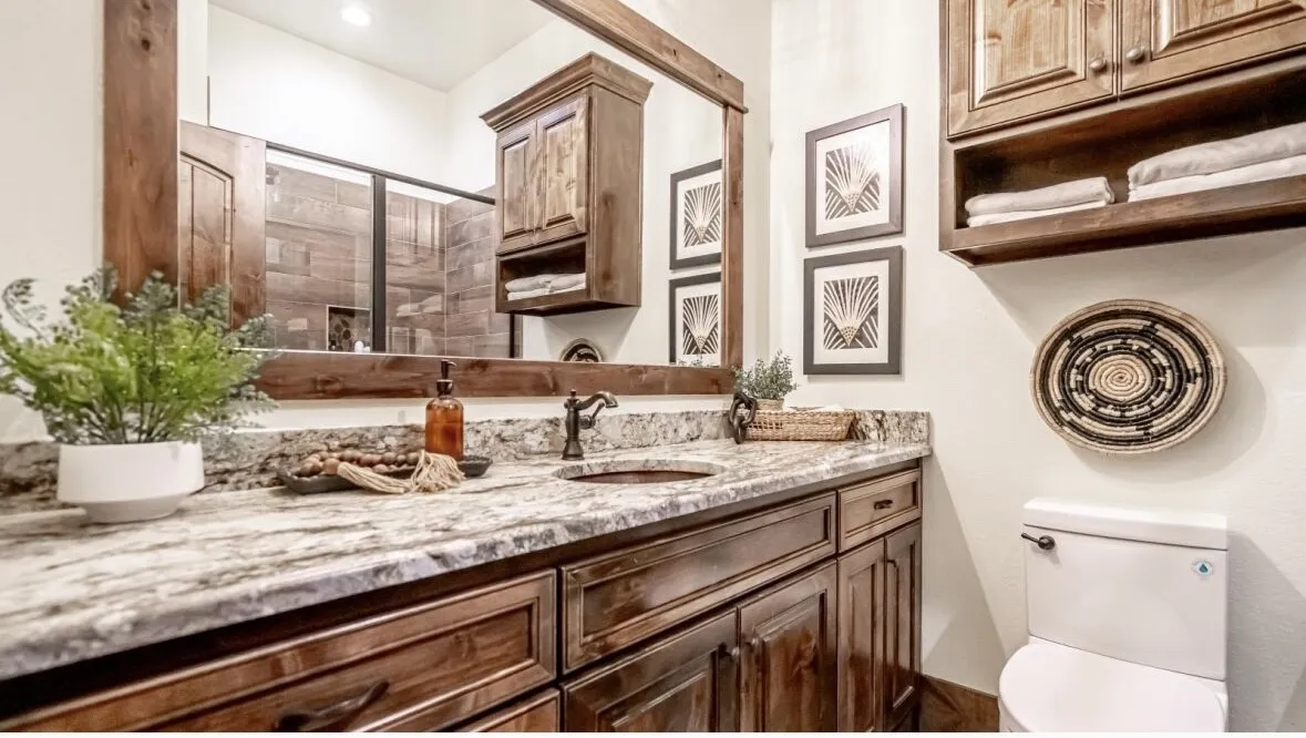 Single Family Residence For Sale in Hood County , 8900 Nix Road, Tolar, Texas 76476, 5 Bedroom, 7 Bathroom, 5 Garage spaces, 5,685 Sqft, built in 2023, mls#21335113, Real Estate Agent in Tolar, Homes For Sale in Hood county, Homes For Sale in Tolar, Realtor in Tolar Texas, Real Estate Brokerage Independent Realty Texas, Luminita Cordes Realtor