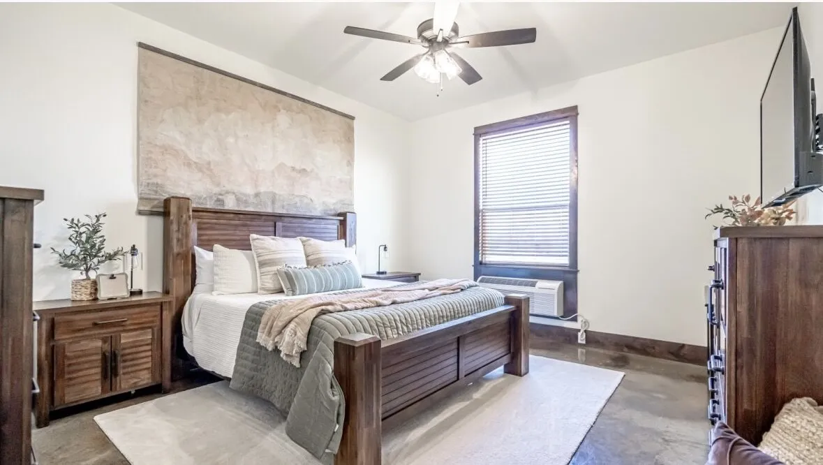 Single Family Residence For Sale in Hood County , 8900 Nix Road, Tolar, Texas 76476, 5 Bedroom, 7 Bathroom, 5 Garage spaces, 5,685 Sqft, built in 2023, mls#21335113, Real Estate Agent in Tolar, Homes For Sale in Hood county, Homes For Sale in Tolar, Realtor in Tolar Texas, Real Estate Brokerage Independent Realty Texas, Luminita Cordes Realtor