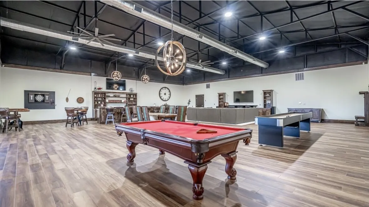 Single Family Residence For Sale in Hood County , 8900 Nix Road, Tolar, Texas 76476, 5 Bedroom, 7 Bathroom, 5 Garage spaces, 5,685 Sqft, built in 2023, mls#21335113, Real Estate Agent in Tolar, Homes For Sale in Hood county, Homes For Sale in Tolar, Realtor in Tolar Texas, Real Estate Brokerage Independent Realty Texas, Luminita Cordes Realtor