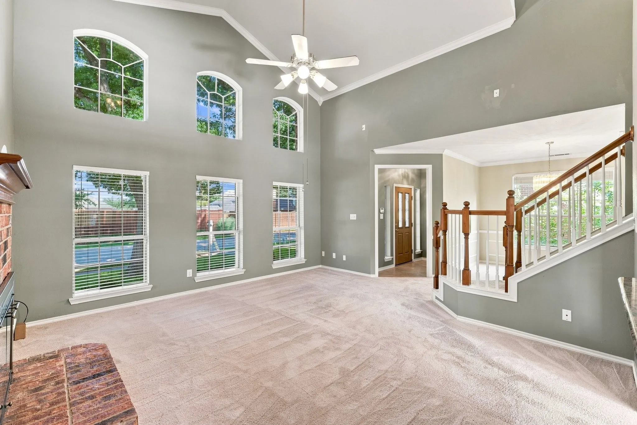 Single Family Residence For Sale in Dallas County , 2740 Summertree Drive, Carrollton, Texas 75006, 3 Bedroom, 3 Bathroom, 2 Garage spaces, 1,784 Sqft, built in 1993, mls#21336227, Real Estate Agent in Carrollton, Homes For Sale in Dallas county, Homes For Sale in Carrollton, Realtor in Carrollton Texas, Real Estate Brokerage Independent Realty Texas, Luminita Cordes Realtor