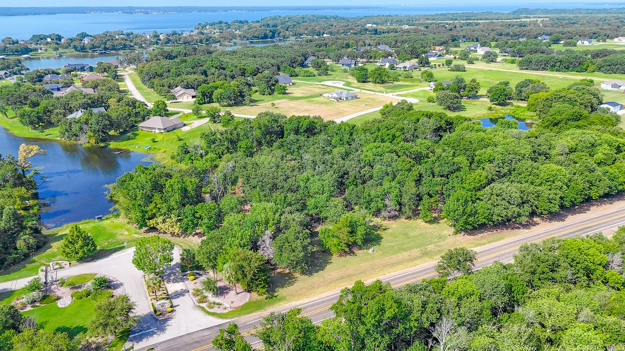 Unimproved Land For Sale in Navarro County , TBD Lot 333 Spur 294, Corsicana, Texas 75109, 0, 0, Garage spaces, 0 Sqft, built in 0, mls#21336046, Real Estate Agent in Corsicana, Homes For Sale in Navarro county, Homes For Sale in Corsicana, Realtor in Corsicana Texas, Real Estate Brokerage Independent Realty Texas, Luminita Cordes Realtor