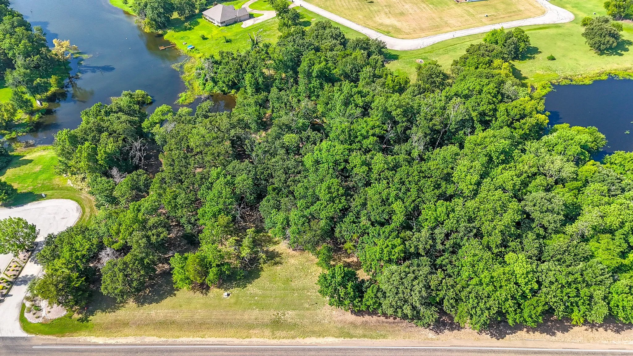 Unimproved Land For Sale in Navarro County , TBD Lot 333 Spur 294, Corsicana, Texas 75109, 0, 0, Garage spaces, 0 Sqft, built in 0, mls#21336046, Real Estate Agent in Corsicana, Homes For Sale in Navarro county, Homes For Sale in Corsicana, Realtor in Corsicana Texas, Real Estate Brokerage Independent Realty Texas, Luminita Cordes Realtor