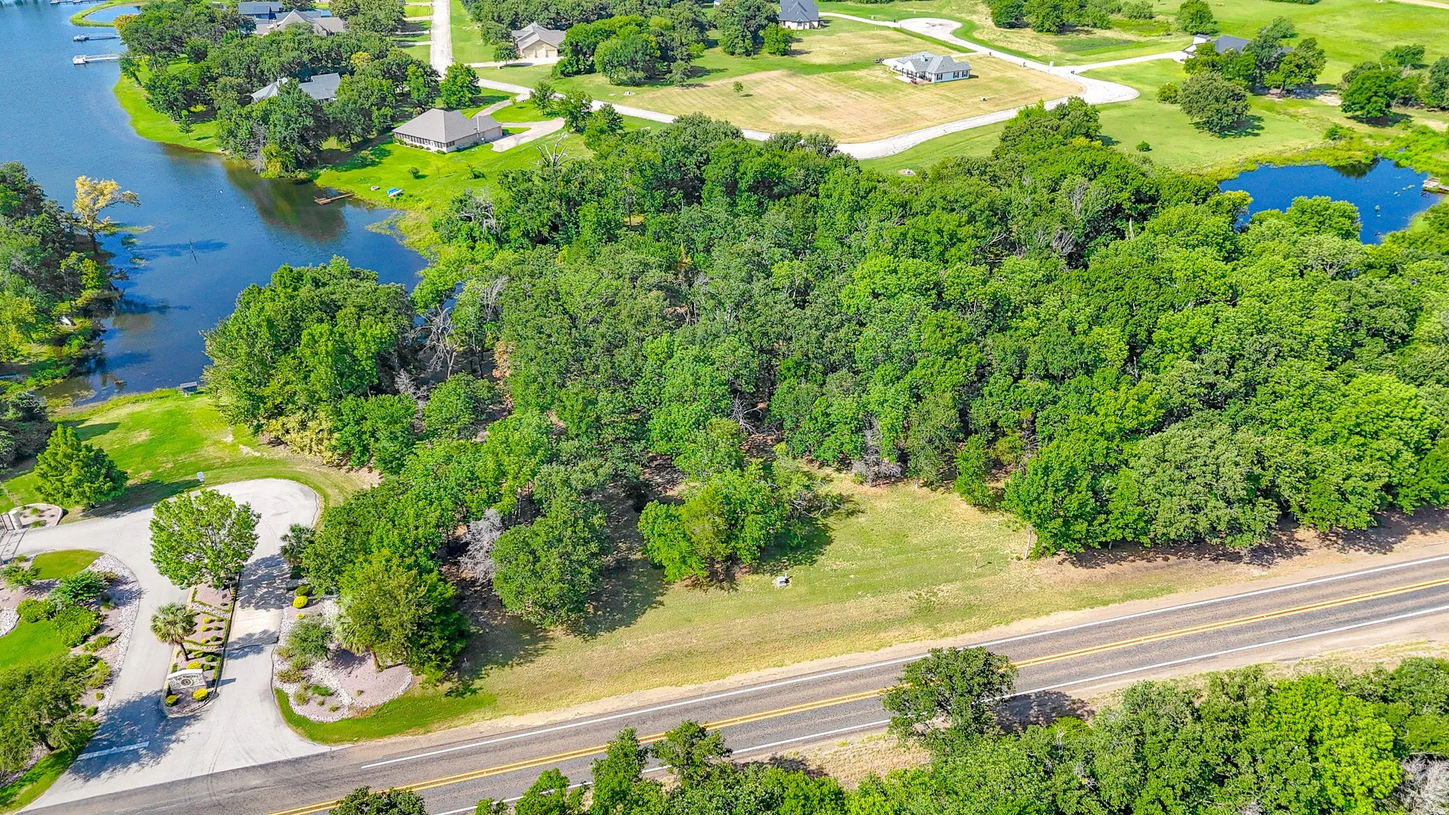 Unimproved Land For Sale in Navarro County , TBD Lot 333 Spur 294, Corsicana, Texas 75109, 0, 0, Garage spaces, 0 Sqft, built in 0, mls#21336046, Real Estate Agent in Corsicana, Homes For Sale in Navarro county, Homes For Sale in Corsicana, Realtor in Corsicana Texas, Real Estate Brokerage Independent Realty Texas, Luminita Cordes Realtor