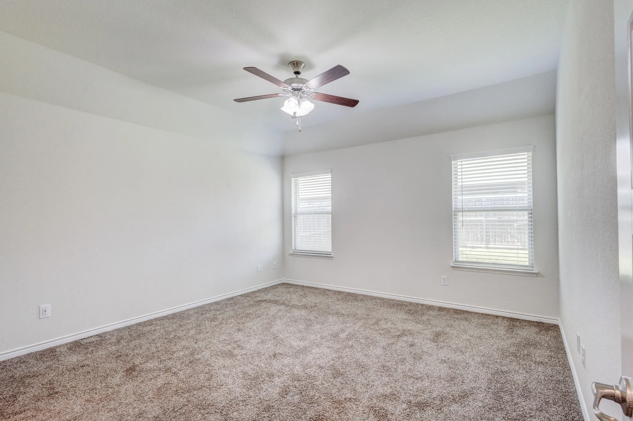 Single Family Residence For Sale in Rockwall County , 336 Burr Lane, Fate, Texas 75189, 4 Bedroom, 2 Bathroom, 2 Garage spaces, 2,015 Sqft, built in 2019, mls#21327590, Real Estate Agent in Fate, Homes For Sale in Rockwall county, Homes For Sale in Fate, Realtor in Fate Texas, Real Estate Brokerage Independent Realty Texas, Luminita Cordes Realtor
