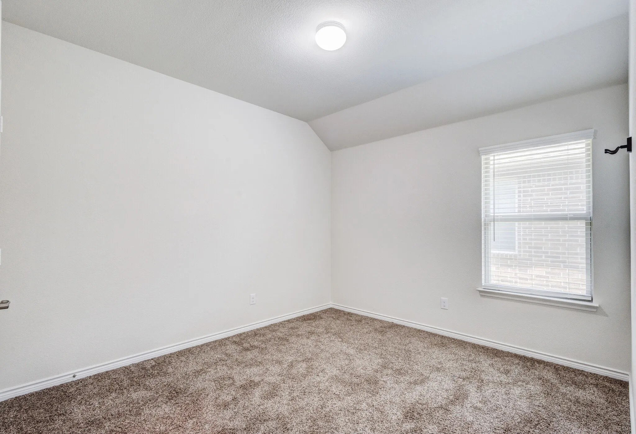 Single Family Residence For Sale in Rockwall County , 336 Burr Lane, Fate, Texas 75189, 4 Bedroom, 2 Bathroom, 2 Garage spaces, 2,015 Sqft, built in 2019, mls#21327590, Real Estate Agent in Fate, Homes For Sale in Rockwall county, Homes For Sale in Fate, Realtor in Fate Texas, Real Estate Brokerage Independent Realty Texas, Luminita Cordes Realtor