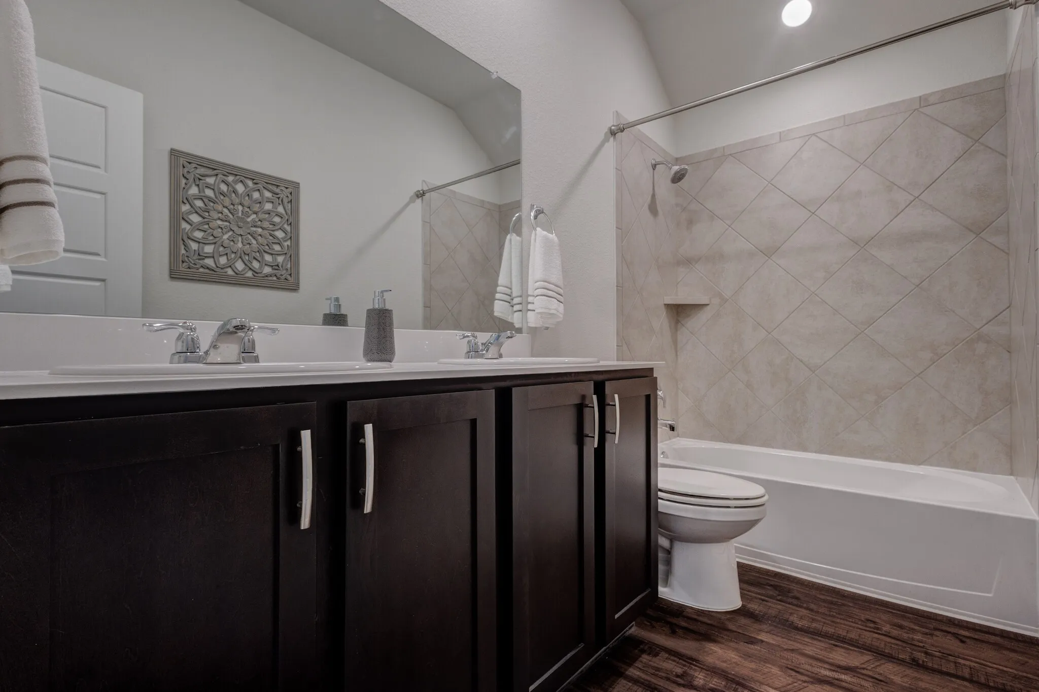 Single Family Residence For Sale in Rockwall County , 336 Burr Lane, Fate, Texas 75189, 4 Bedroom, 2 Bathroom, 2 Garage spaces, 2,015 Sqft, built in 2019, mls#21327590, Real Estate Agent in Fate, Homes For Sale in Rockwall county, Homes For Sale in Fate, Realtor in Fate Texas, Real Estate Brokerage Independent Realty Texas, Luminita Cordes Realtor