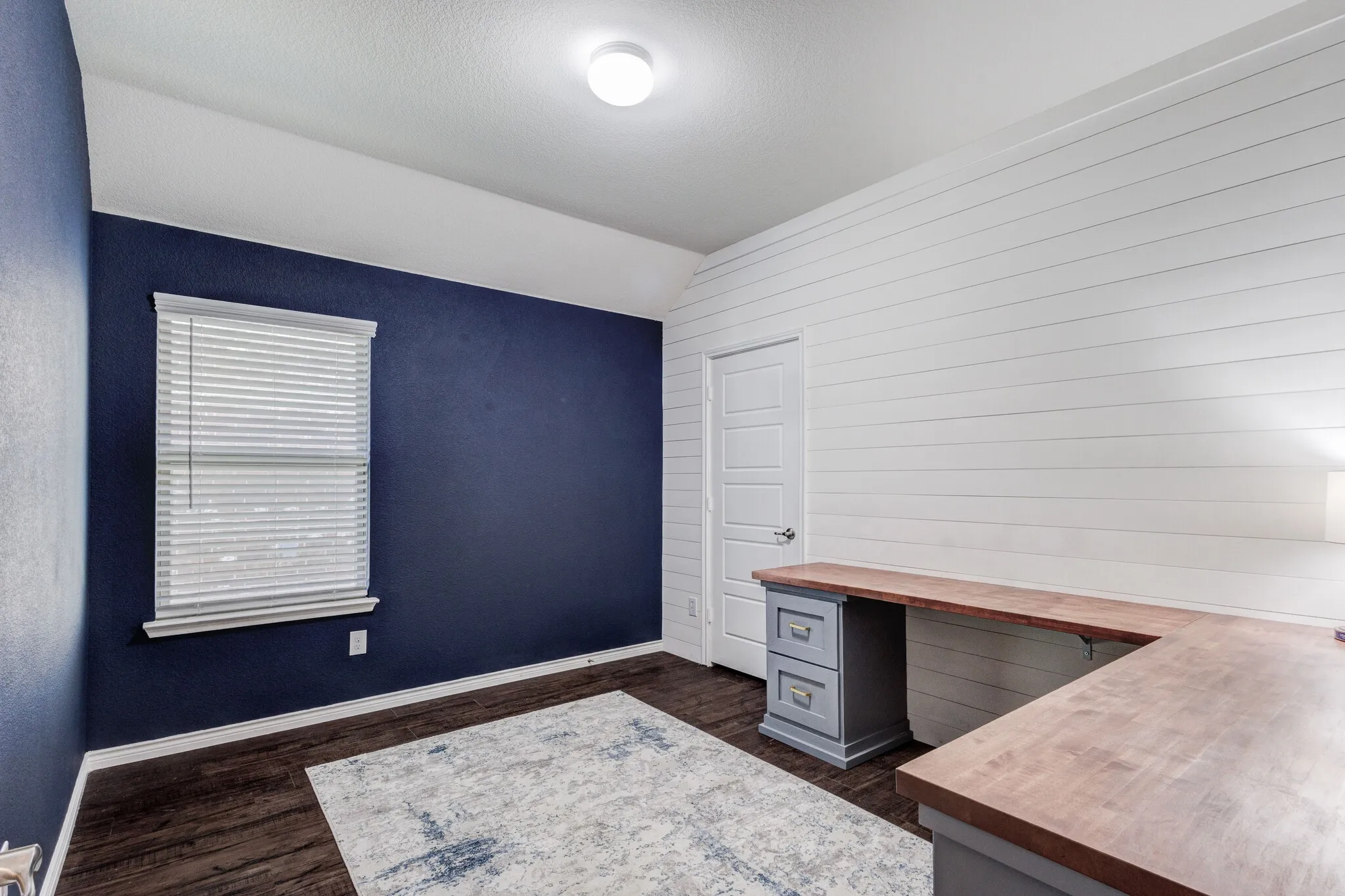Single Family Residence For Sale in Rockwall County , 336 Burr Lane, Fate, Texas 75189, 4 Bedroom, 2 Bathroom, 2 Garage spaces, 2,015 Sqft, built in 2019, mls#21327590, Real Estate Agent in Fate, Homes For Sale in Rockwall county, Homes For Sale in Fate, Realtor in Fate Texas, Real Estate Brokerage Independent Realty Texas, Luminita Cordes Realtor