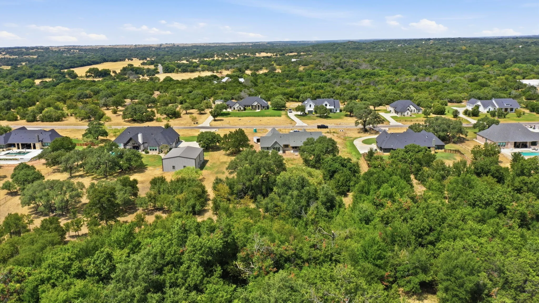 Single Family Residence For Sale in Parker County , 1048 Timber Hills Drive, Weatherford, Texas 76087, 3 Bedroom, 4 Bathroom, 3 Garage spaces, 3,148 Sqft, built in 2026, mls#21317713, Real Estate Agent in Weatherford, Homes For Sale in Parker county, Homes For Sale in Weatherford, Realtor in Weatherford Texas, Real Estate Brokerage Independent Realty Texas, Luminita Cordes Realtor