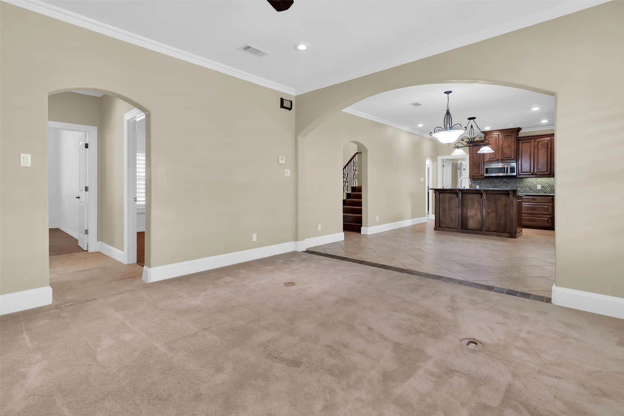 Single Family Residence For Sale in Grayson County , 2417 Westhaven Court, Sherman, Texas 75092, 4 Bedroom, 3 Bathroom, 2 Garage spaces, 2,413 Sqft, built in 2007, mls#21336256, Real Estate Agent in Sherman, Homes For Sale in Grayson county, Homes For Sale in Sherman, Realtor in Sherman Texas, Real Estate Brokerage Independent Realty Texas, Luminita Cordes Realtor